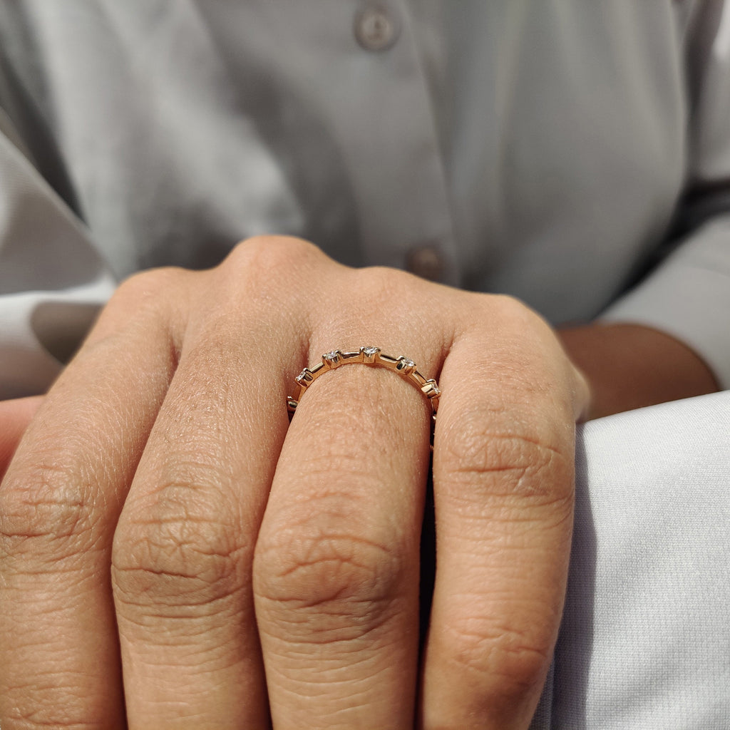 Round Diamond Wedding Band – Double Row Pave