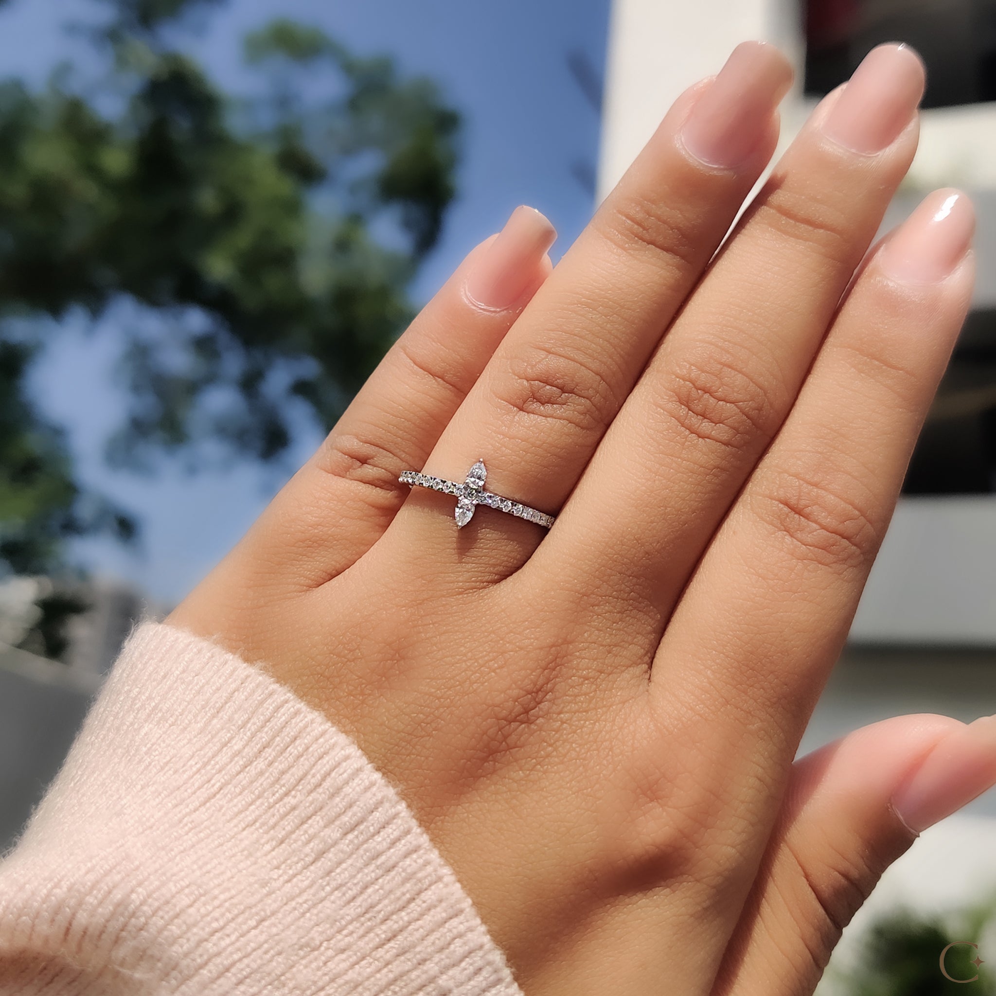 Minimalist Round Cut 2 Stone Diamond Ring Secondary image
