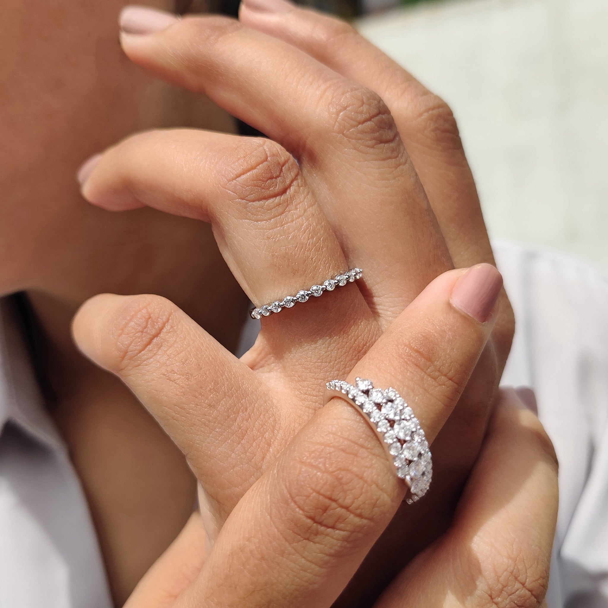 Round Cut Moissanite Shared Prong Wedding Band