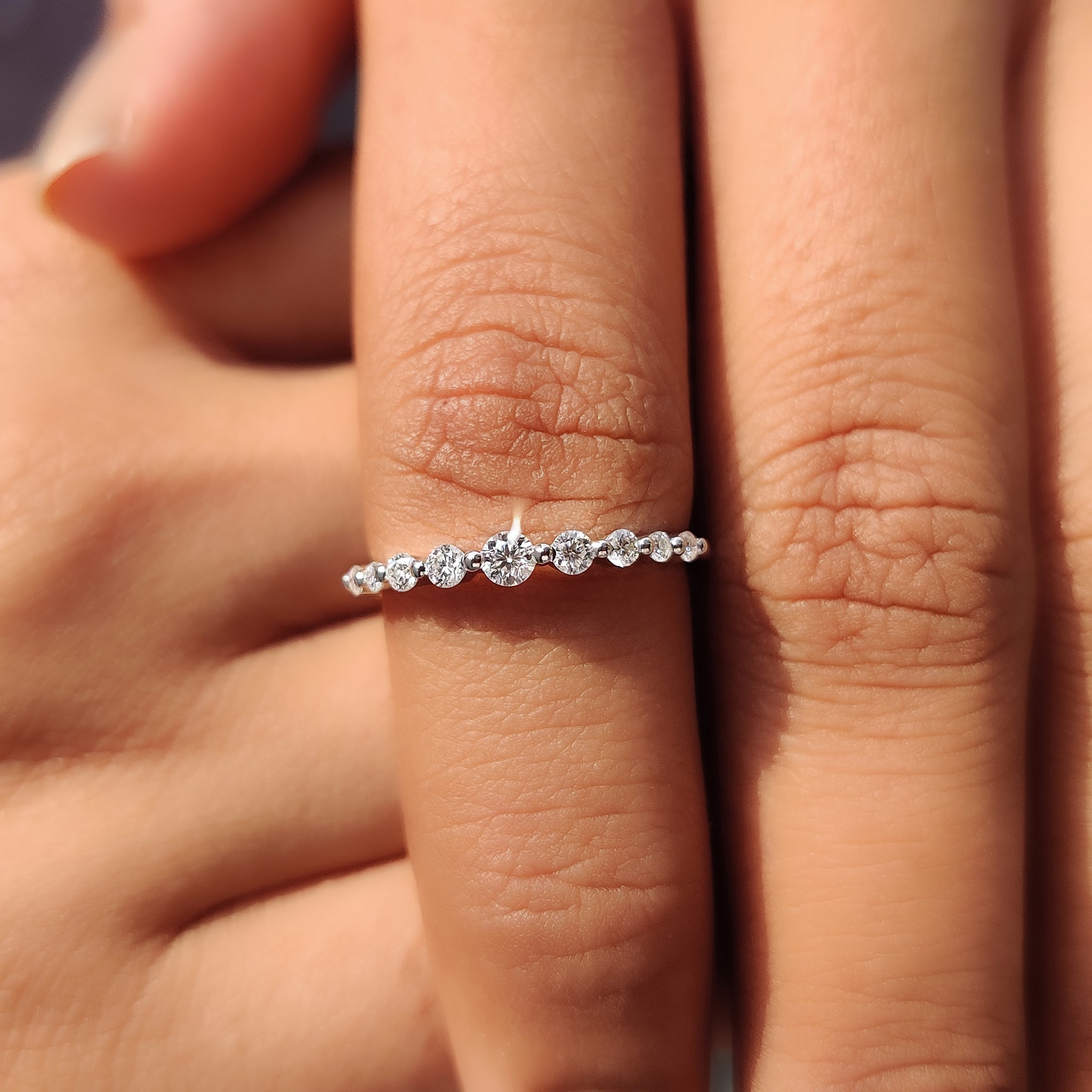 7 Stone Wedding Band with Round Cut Diamond