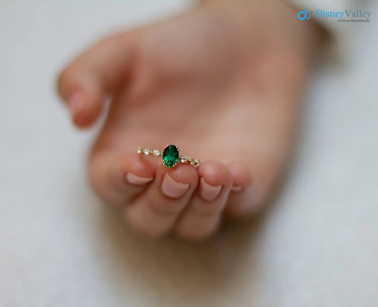 7 x 5 mm Oval Perfect Diamonds Engagement Ring - DisneyValley
