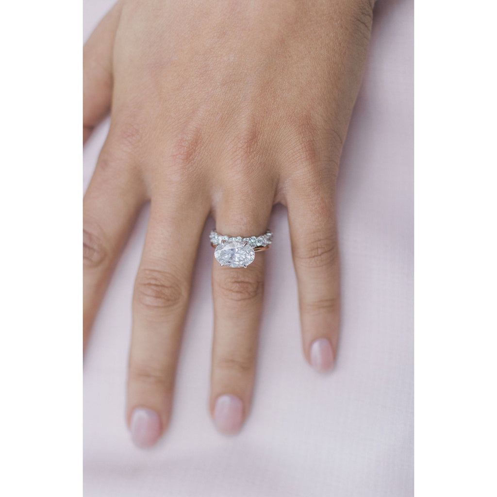 4.0 CT East-West Oval Moissanite Solitaire Engagement Ring