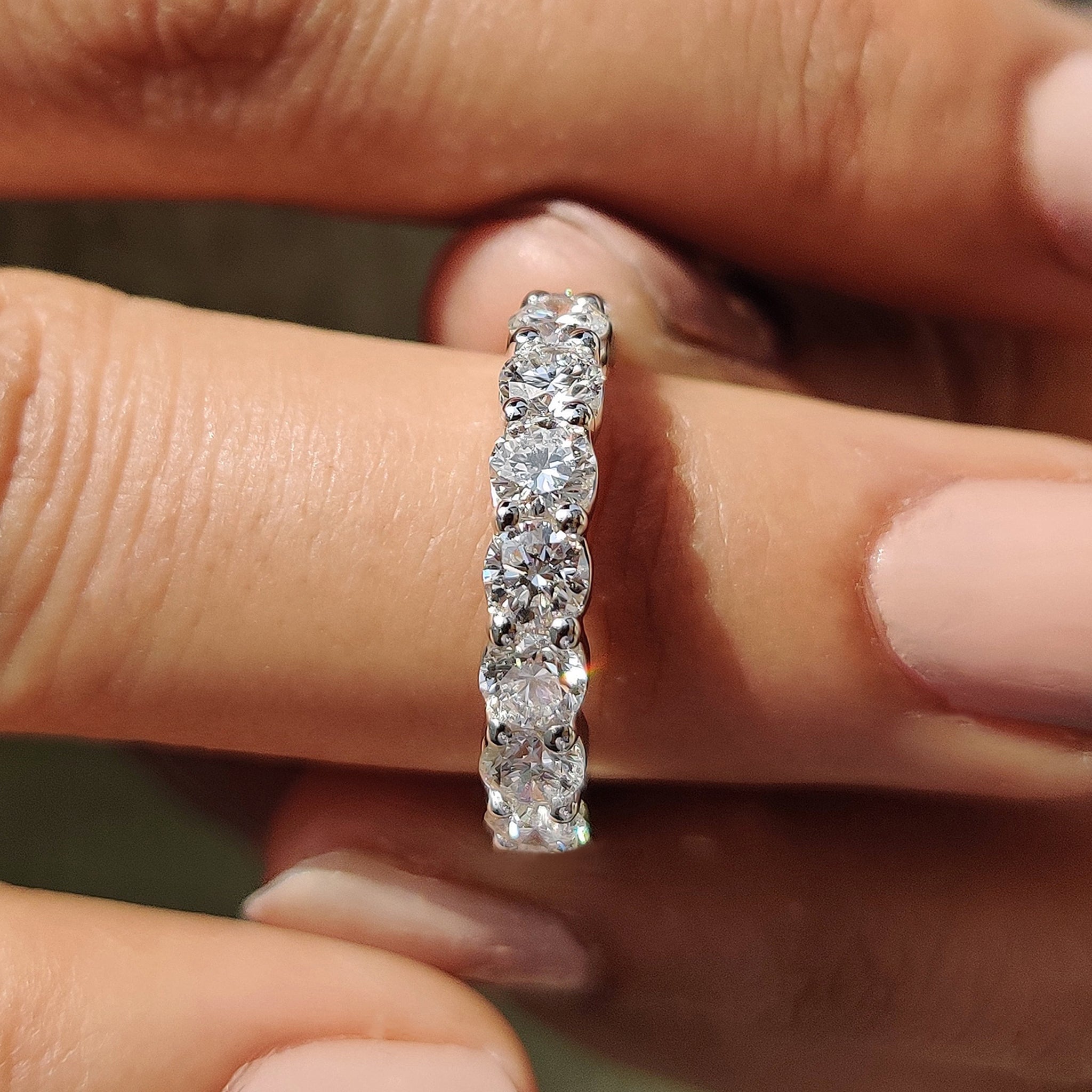 White Gold Engagement Band – Round Diamond Secondary image