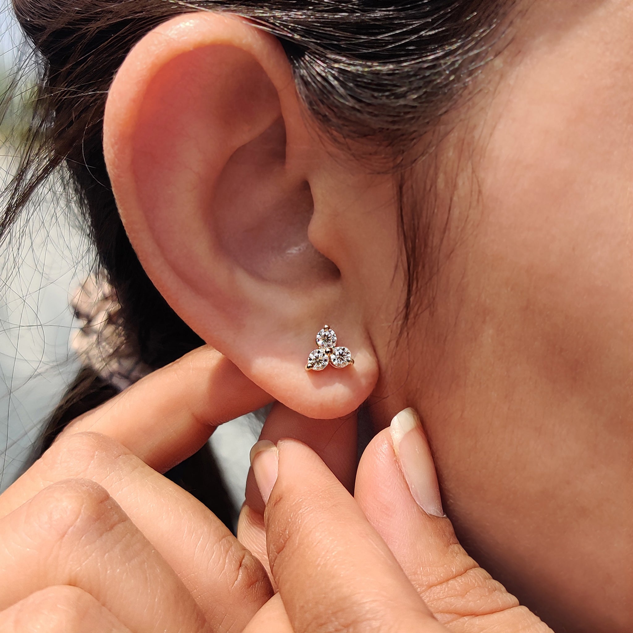 3 Stone Stud Earring In Round  Cut Moissanite