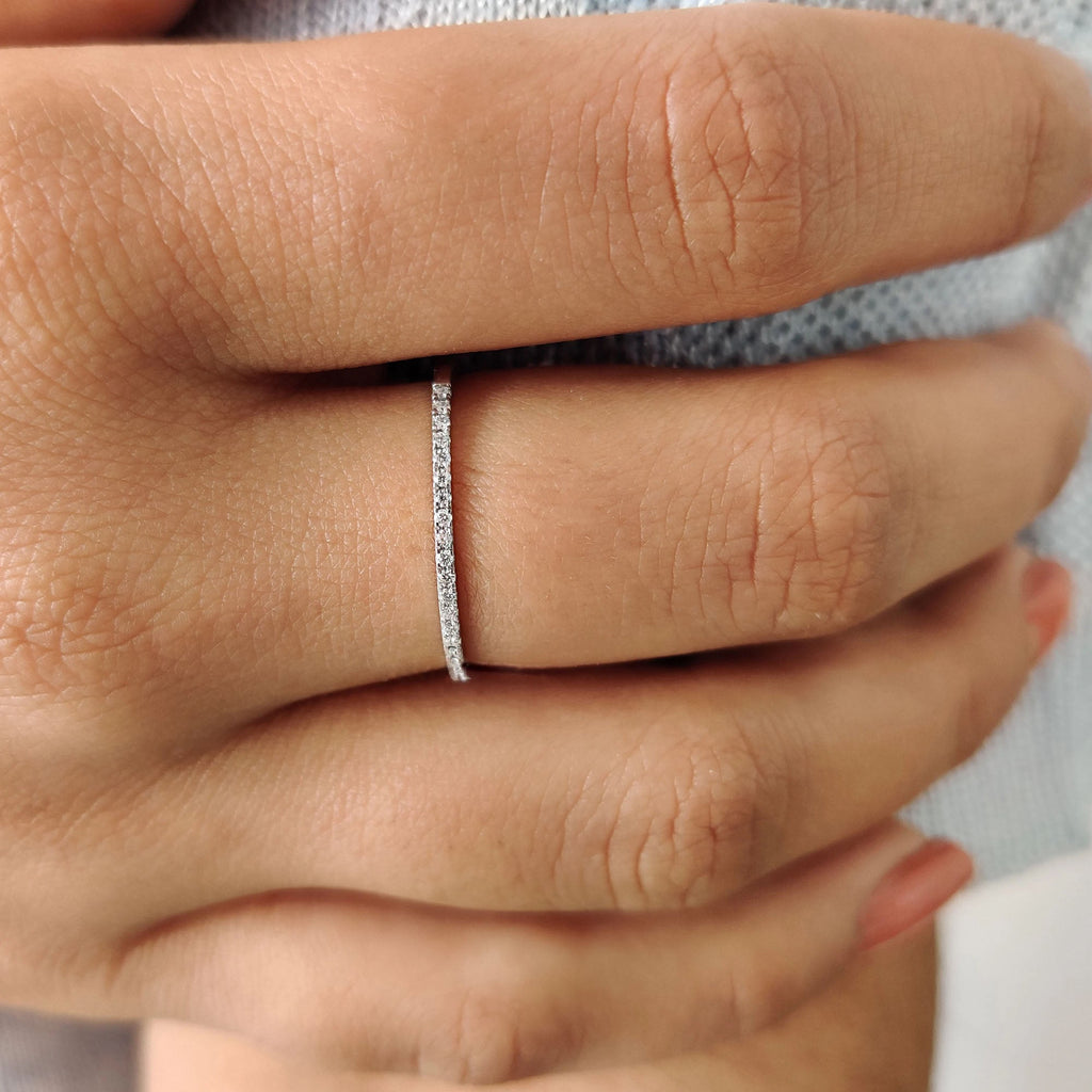 Minimalist Wedding Band with Round Cut Stones