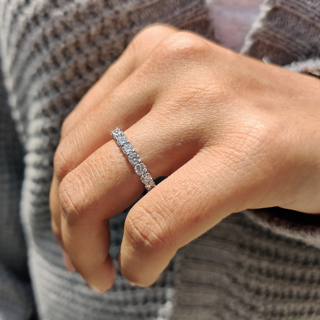 Lab Grown Round Diamond White Gold Wedding Band