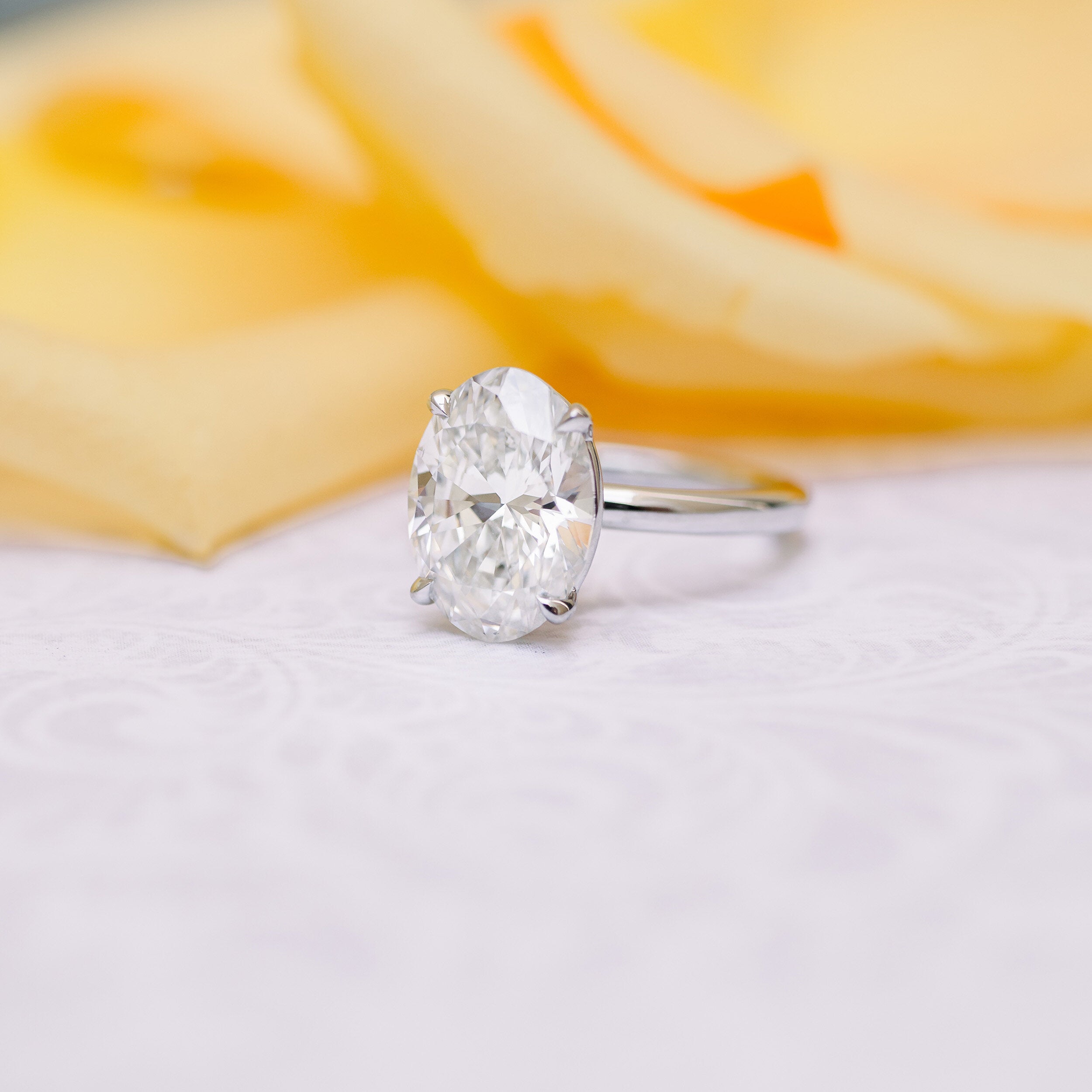 2.0 CT Oval Cut Moissanite Solitaire Setting Engagement Ring