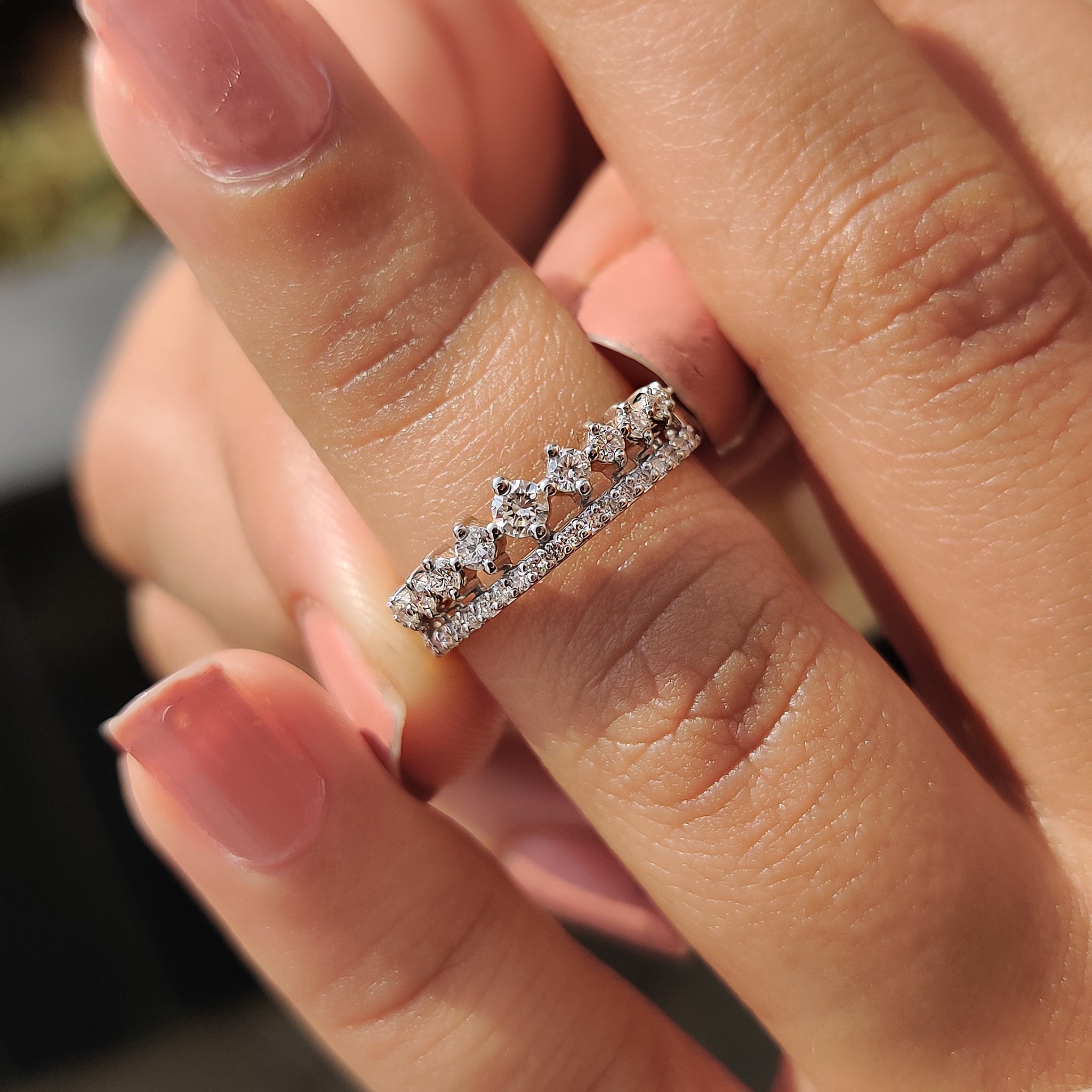 Round Cut Double Row Wedding Band