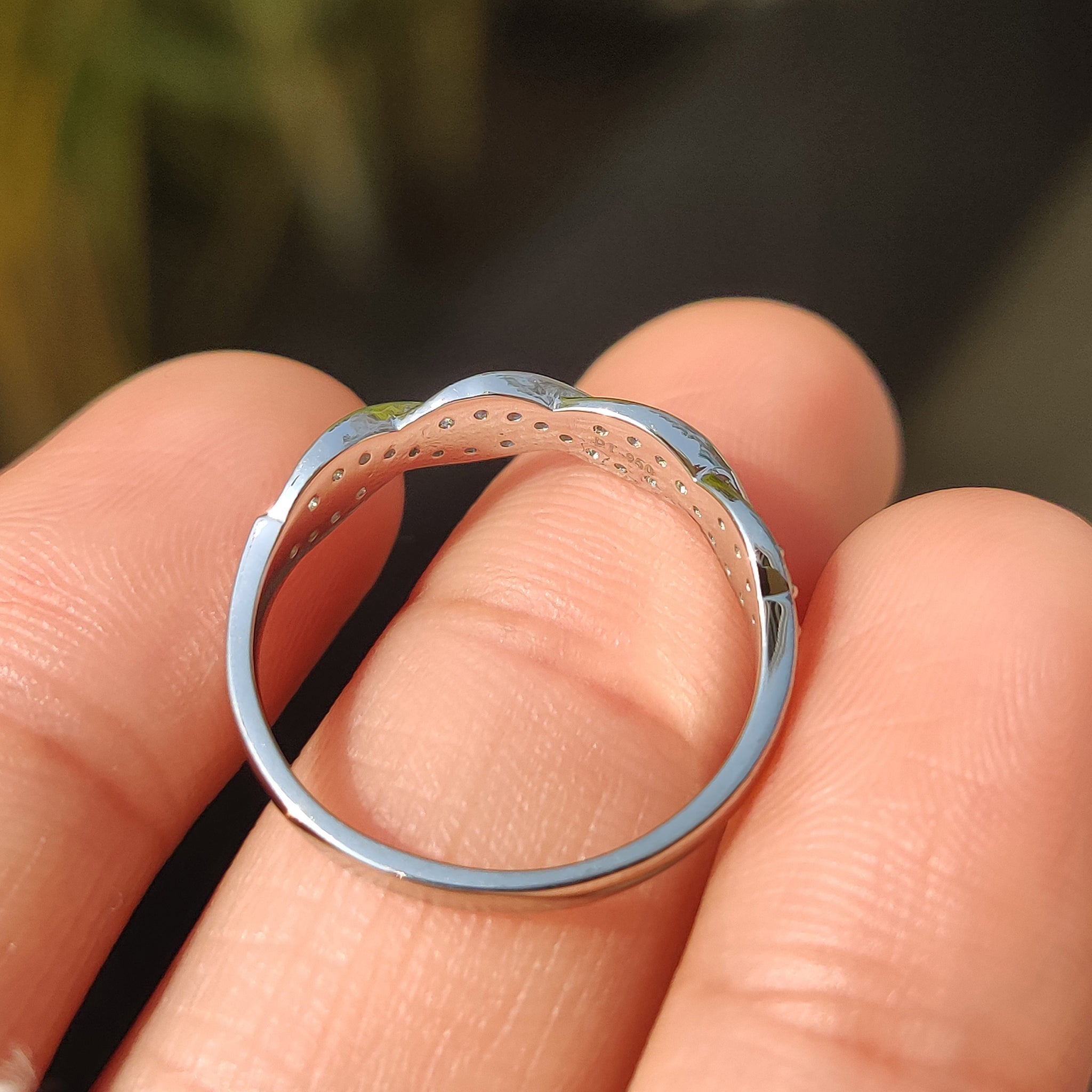Round Diamond Half Eternity Twisted Wedding Band