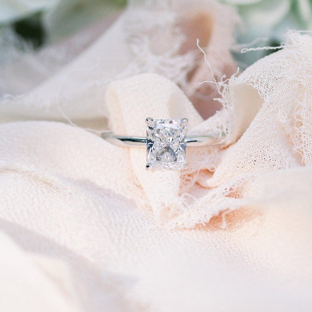 3.0 CT Radiant Cut Moissanite Solitaire Engagement Ring