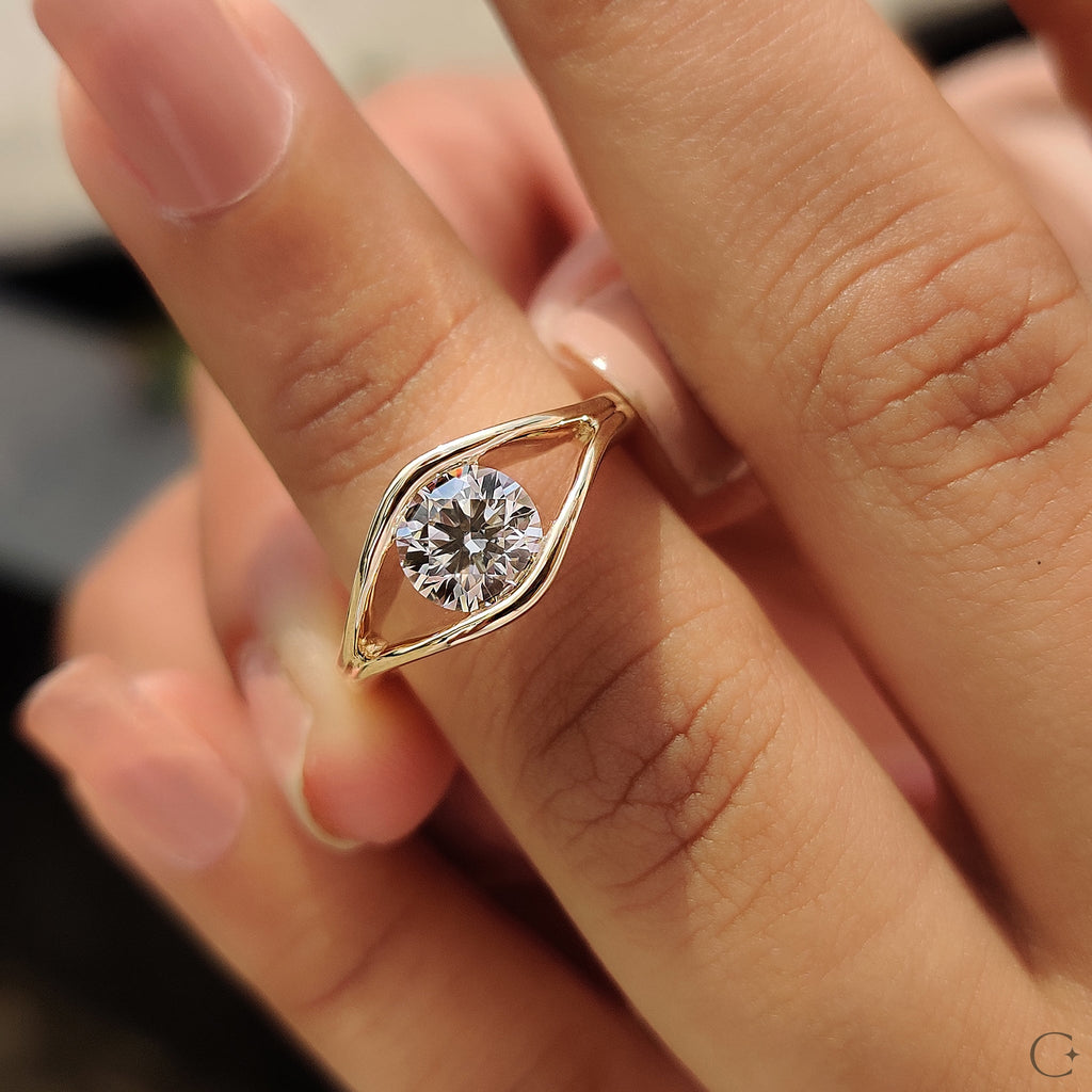 Stylish Split Shank Solitaire Diamond Engagement Ring