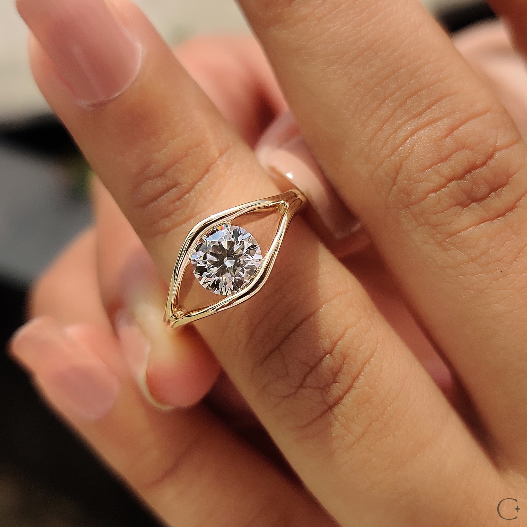 Stylish Split Shank Solitaire Diamond Engagement Ring