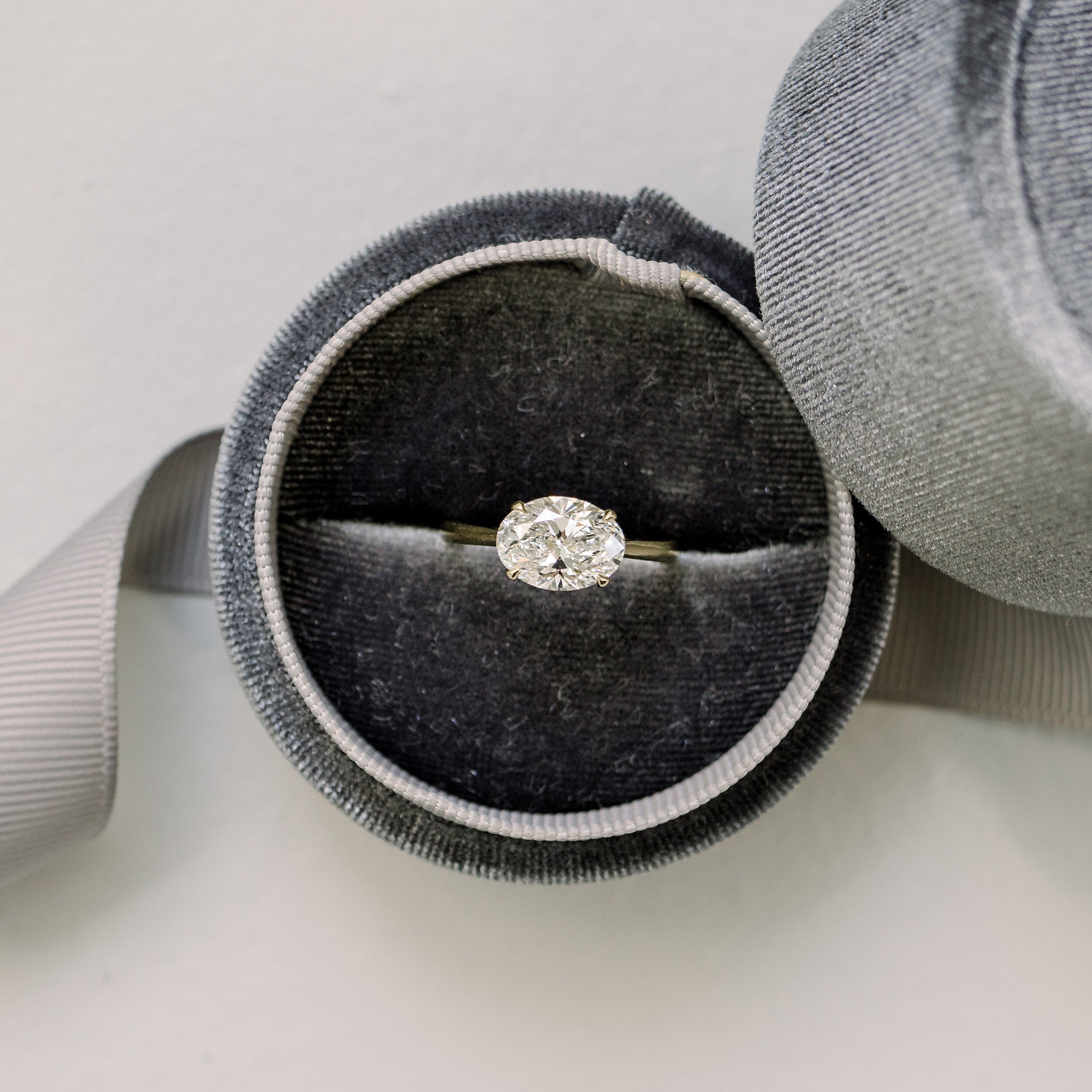 2.0 CT East-West Oval Cut Moissanite Solitaire Engagement Ring
