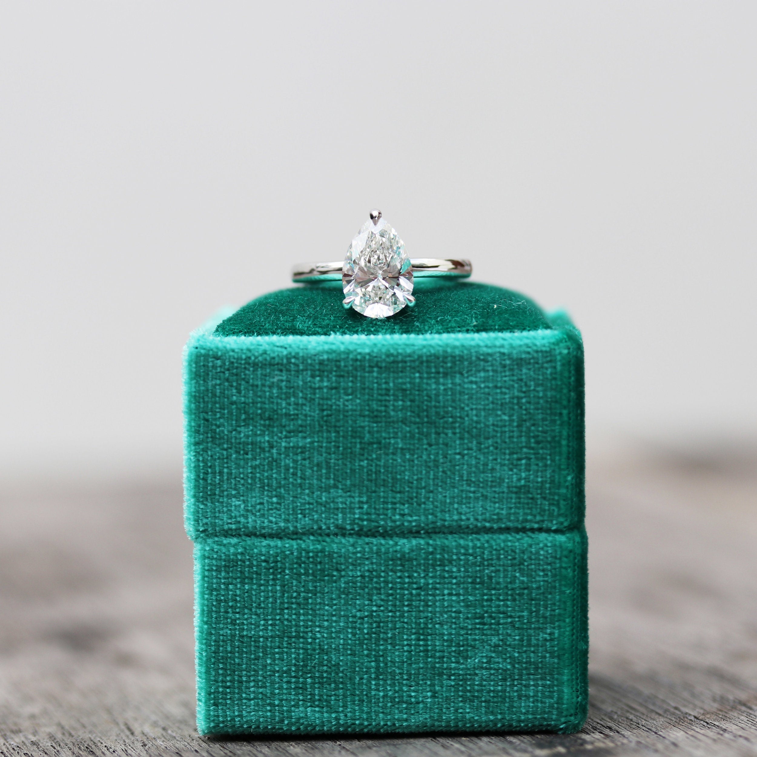 2.0 CT Pear Cut Moissanite Solitaire Engagement Ring