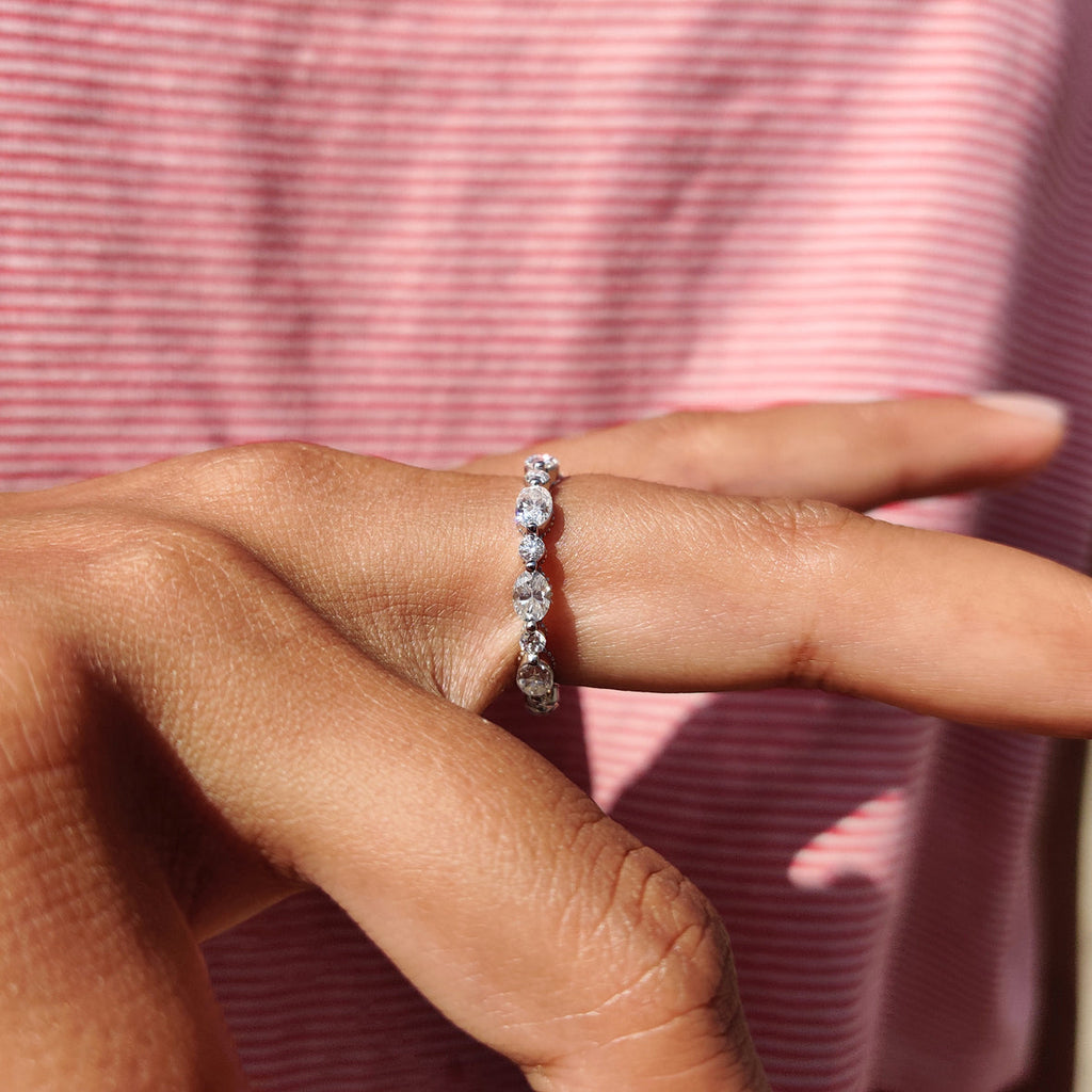 Oval Cut Round Cut Moissanite 3/4 Eternity Band