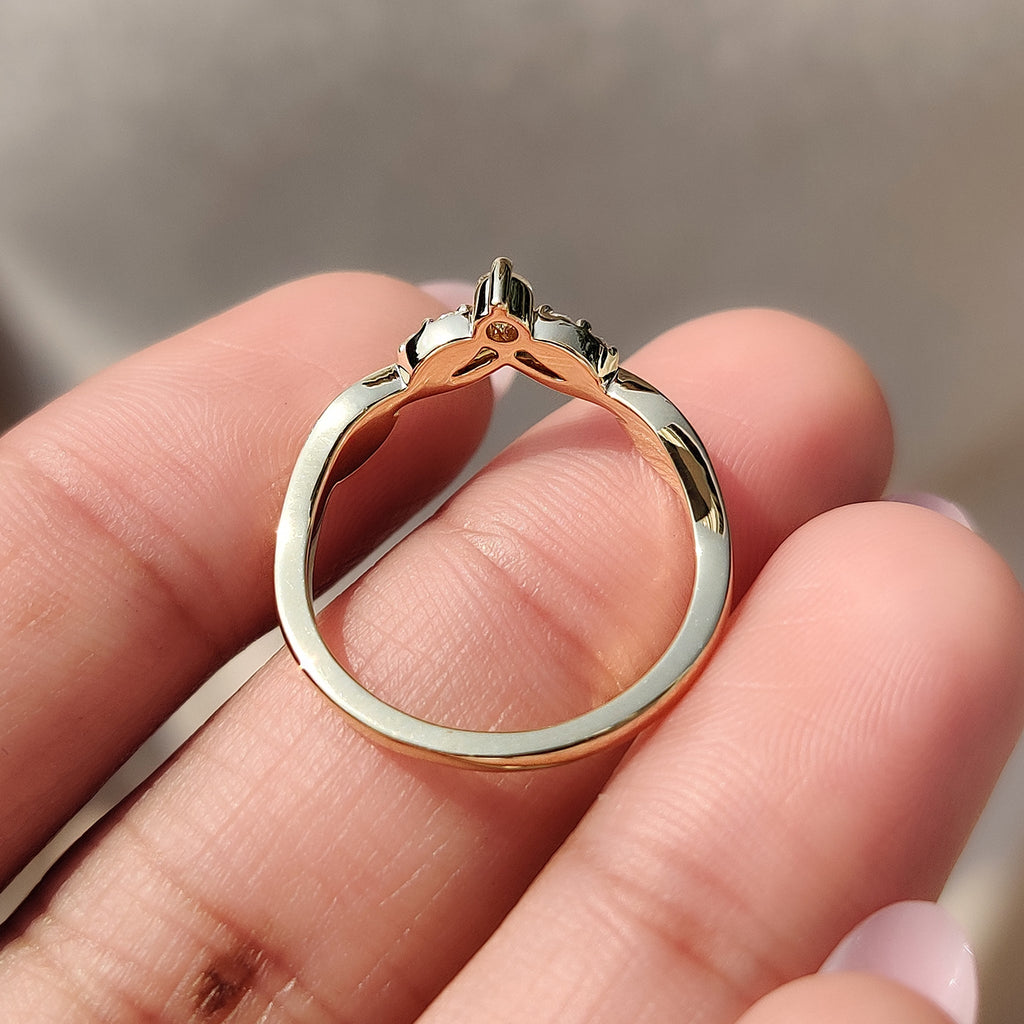 Crown Wedding Band With Round Diamond