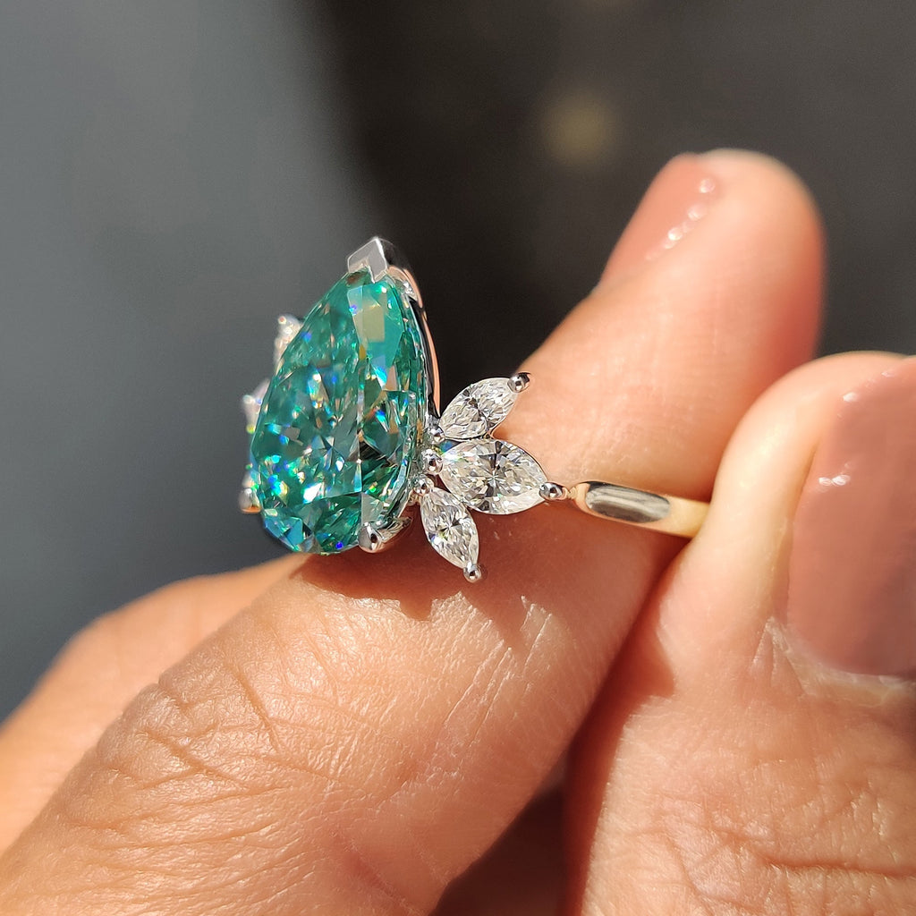 Pear Cyan Blue Engagement Ring With Muse Style