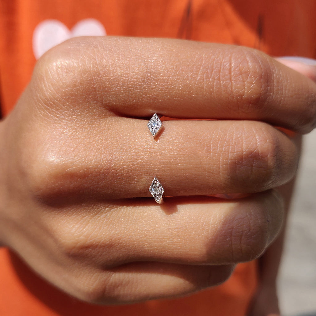 White Gold Open Ring In Round Cut Moissanite