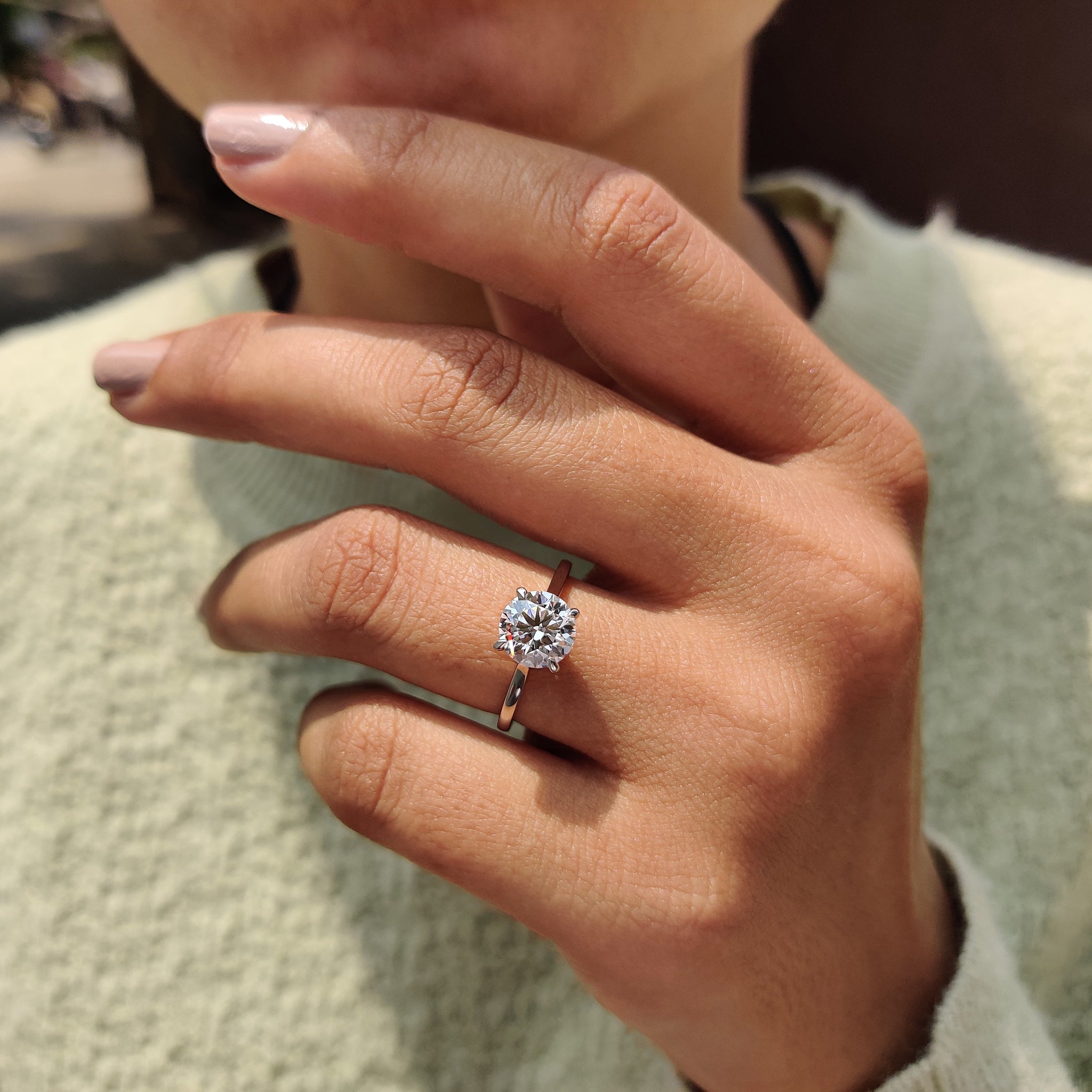 White Gold Round Cut Engagement Ring