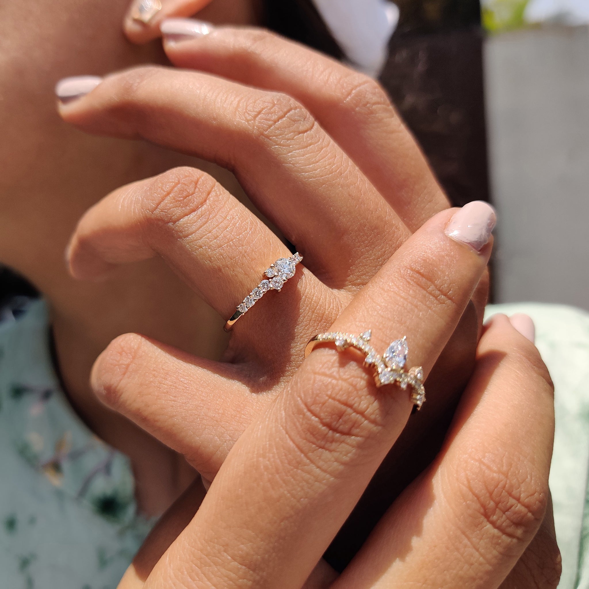 Round Cut Diamond Cluster Wedding Band Image secondaire du produit