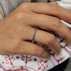 Knife Edge Wedding Band With Black Moissanite