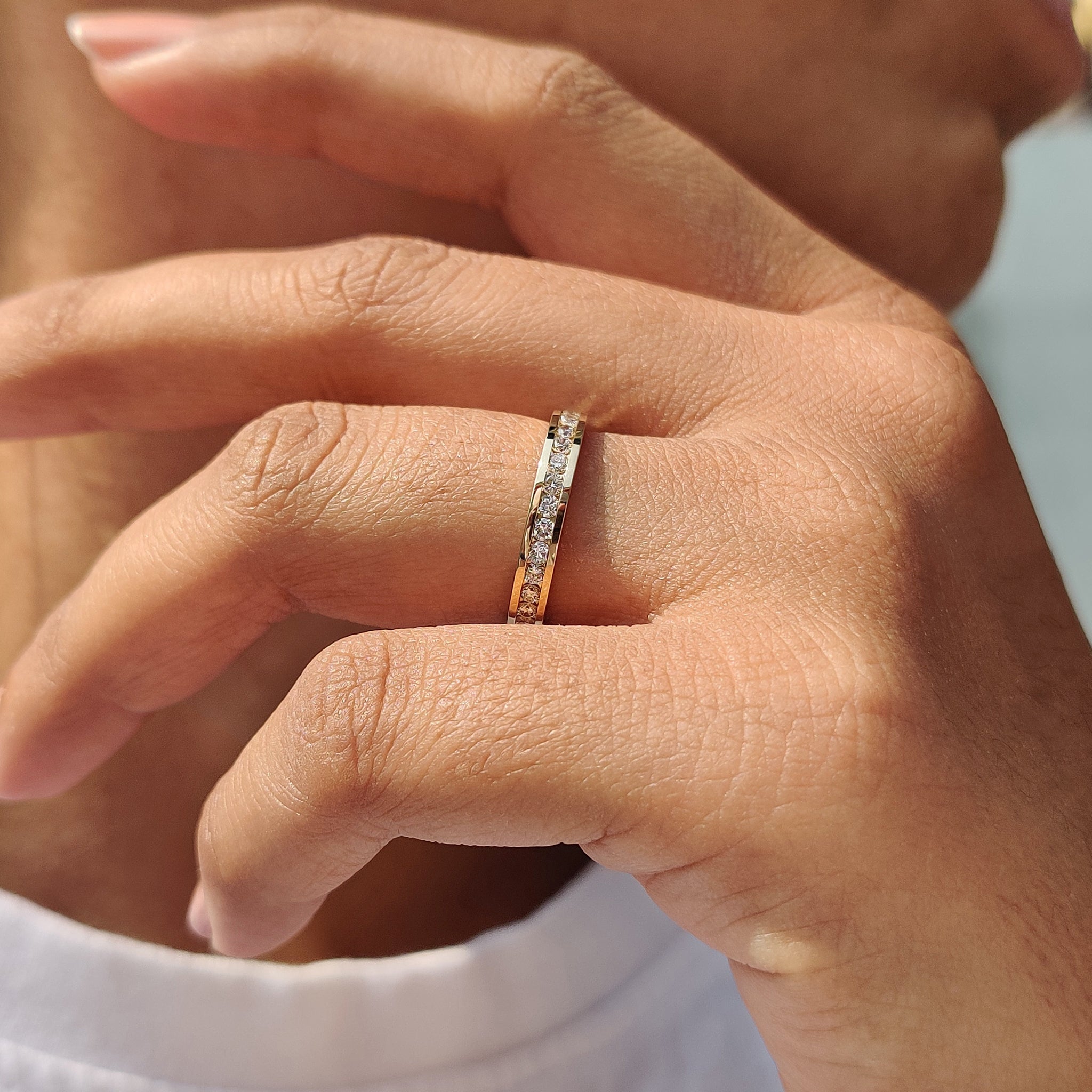 Channel Set Diamond Band – Round Cut Design