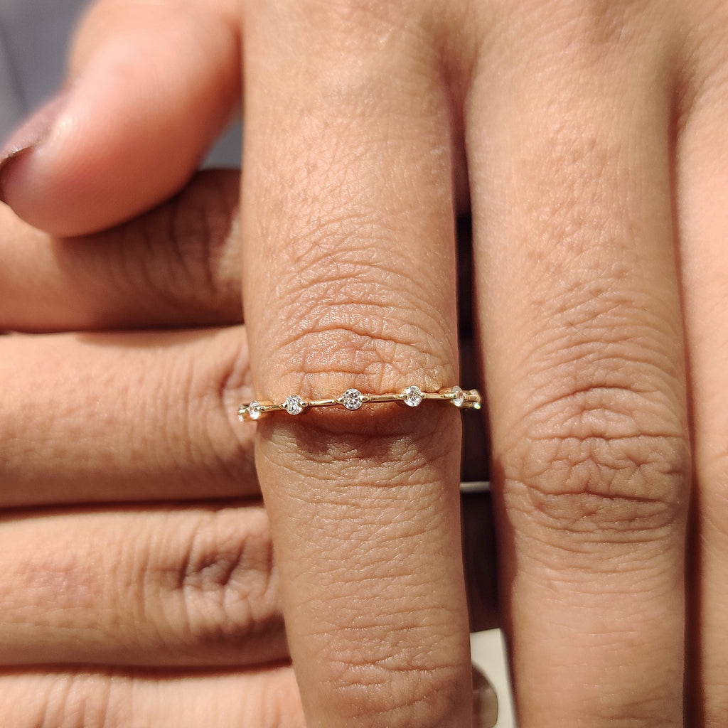 Round Diamond Wedding Band – Double Row Pave