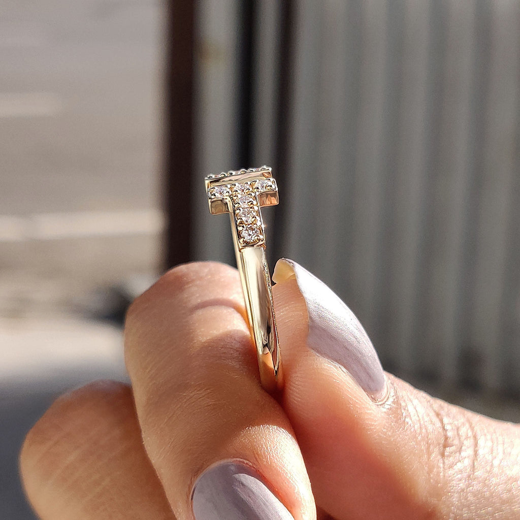 Round Moissanite Wedding Band In Open Gap Setting