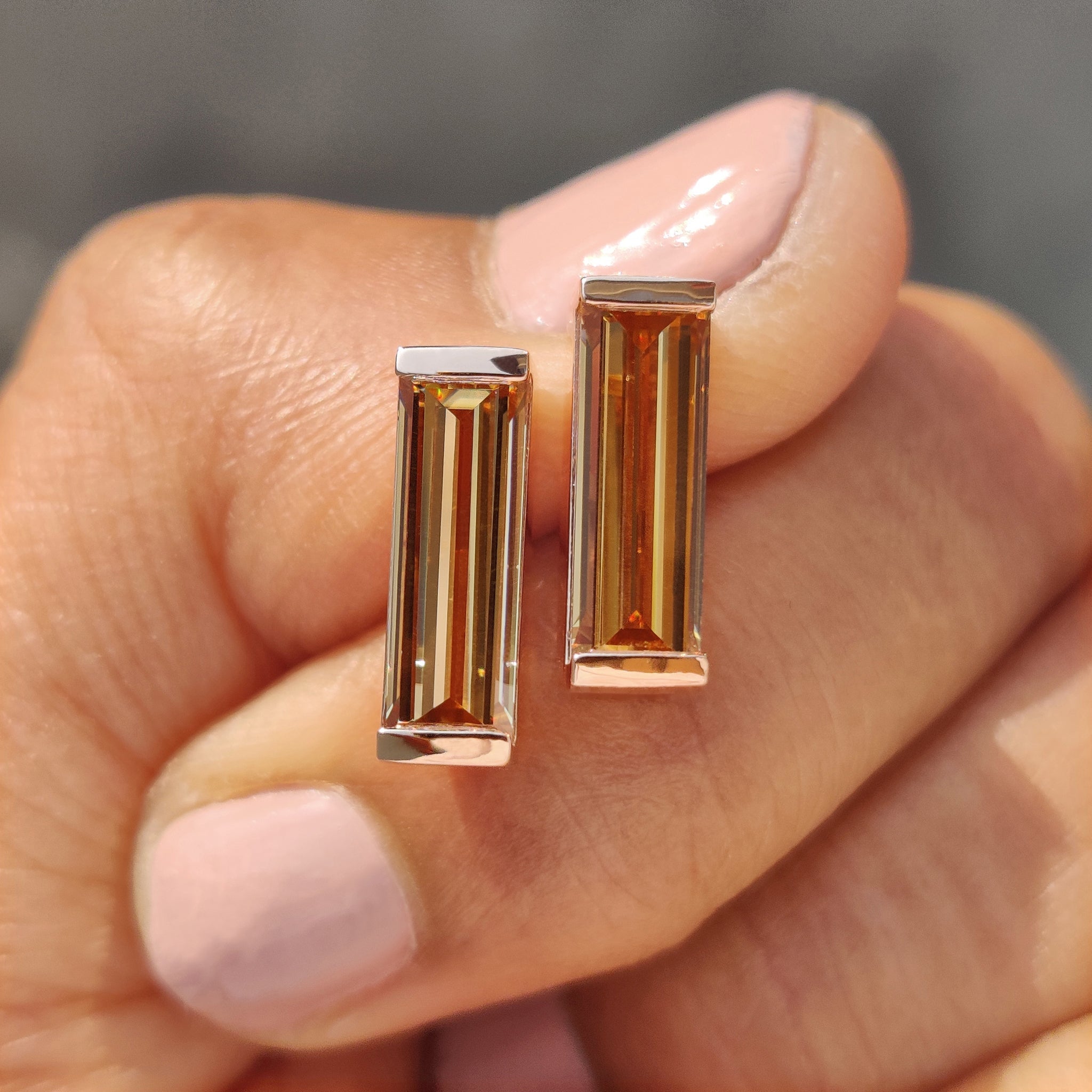 Baguette Cut Earrings In Semi Bezel Style Main image