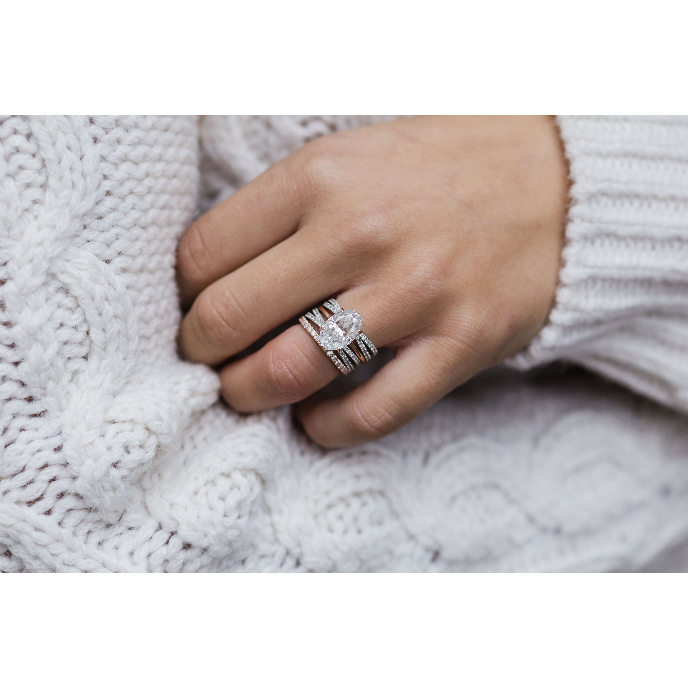 4.0 CT Elongated Oval Moissanite Solitaire Engagement Ring