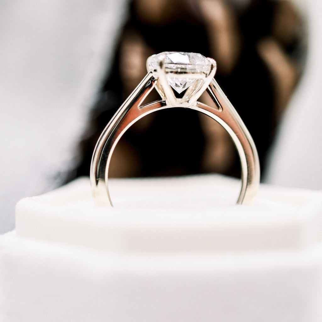 1.50 CT Round Brilliant Cut Moissanite Solitaire Engagement Ring