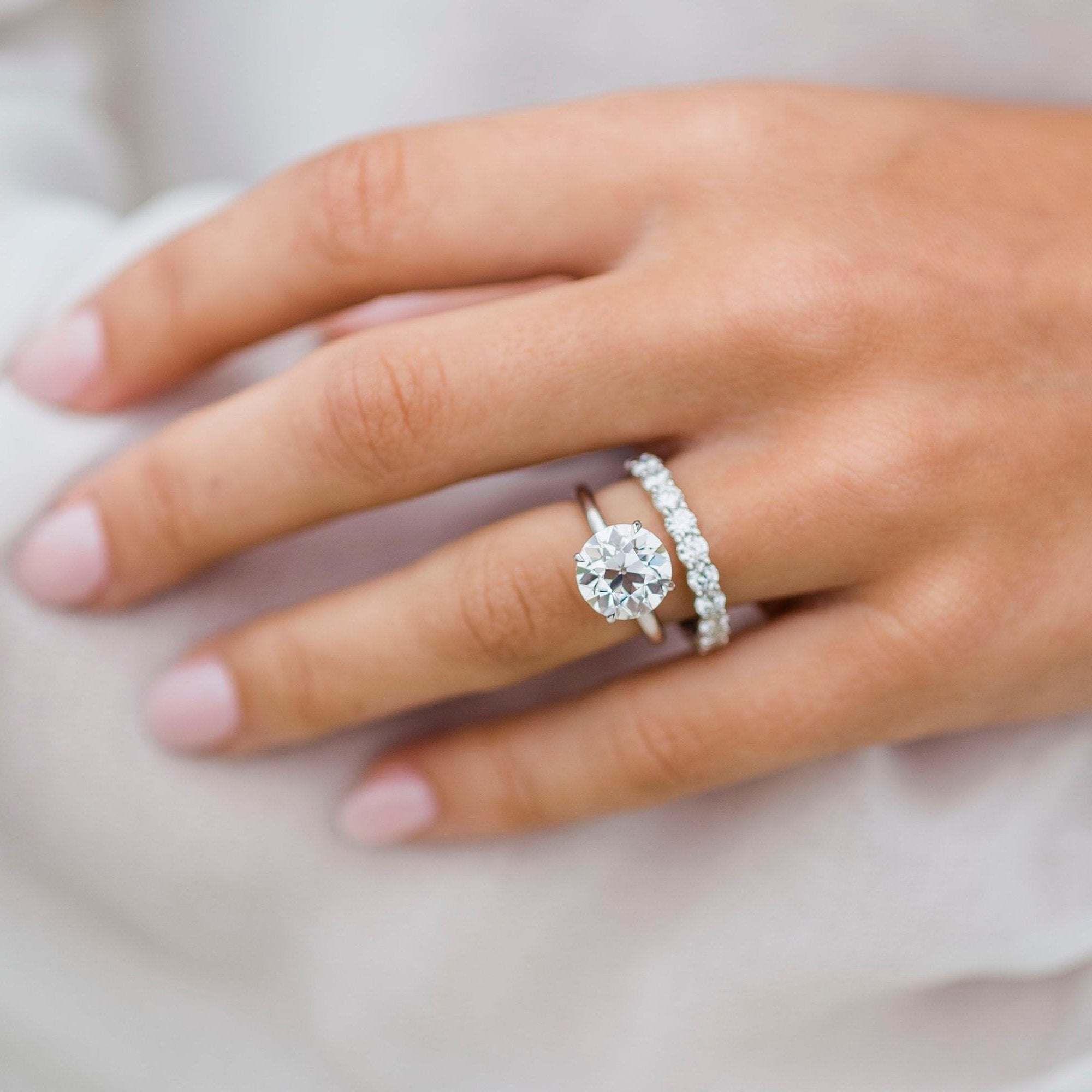 3.0 CT Round Cut Moissanite Solitaire Engagement Ring