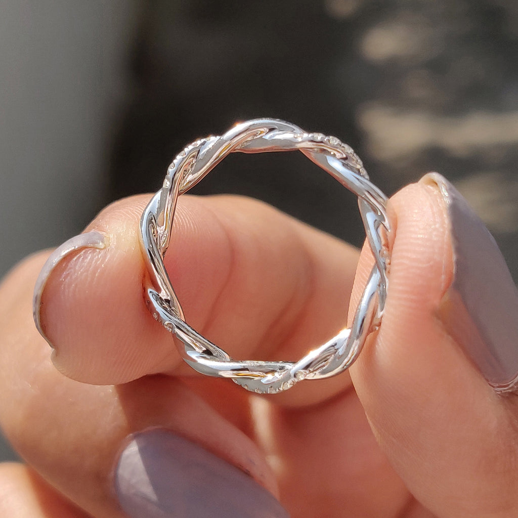 Round Cut Pave Twist Wedding Band