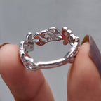 Vintage Style Wedding Band With Round Moissanite