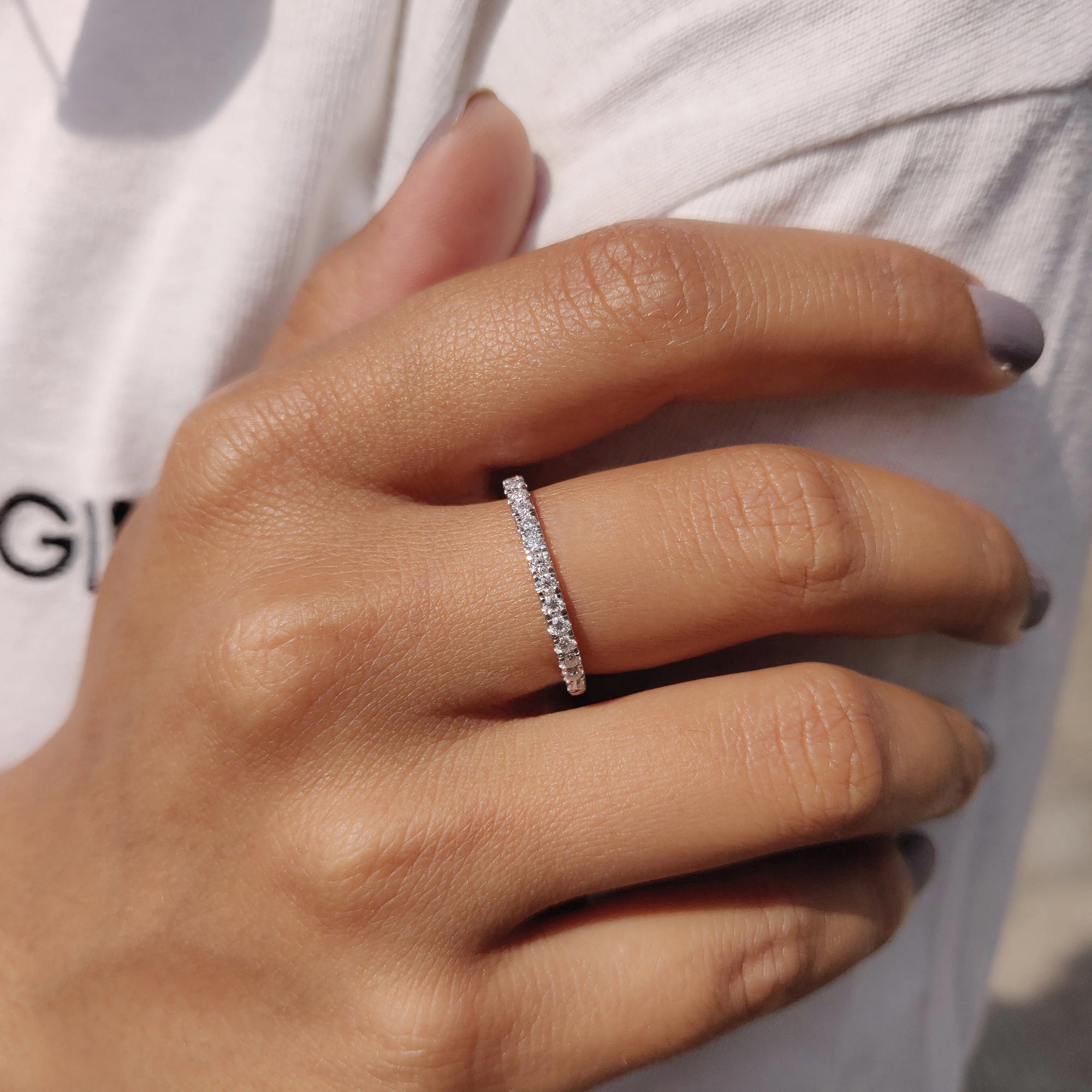 Round Cut White Gold Moissanite Wedding Band