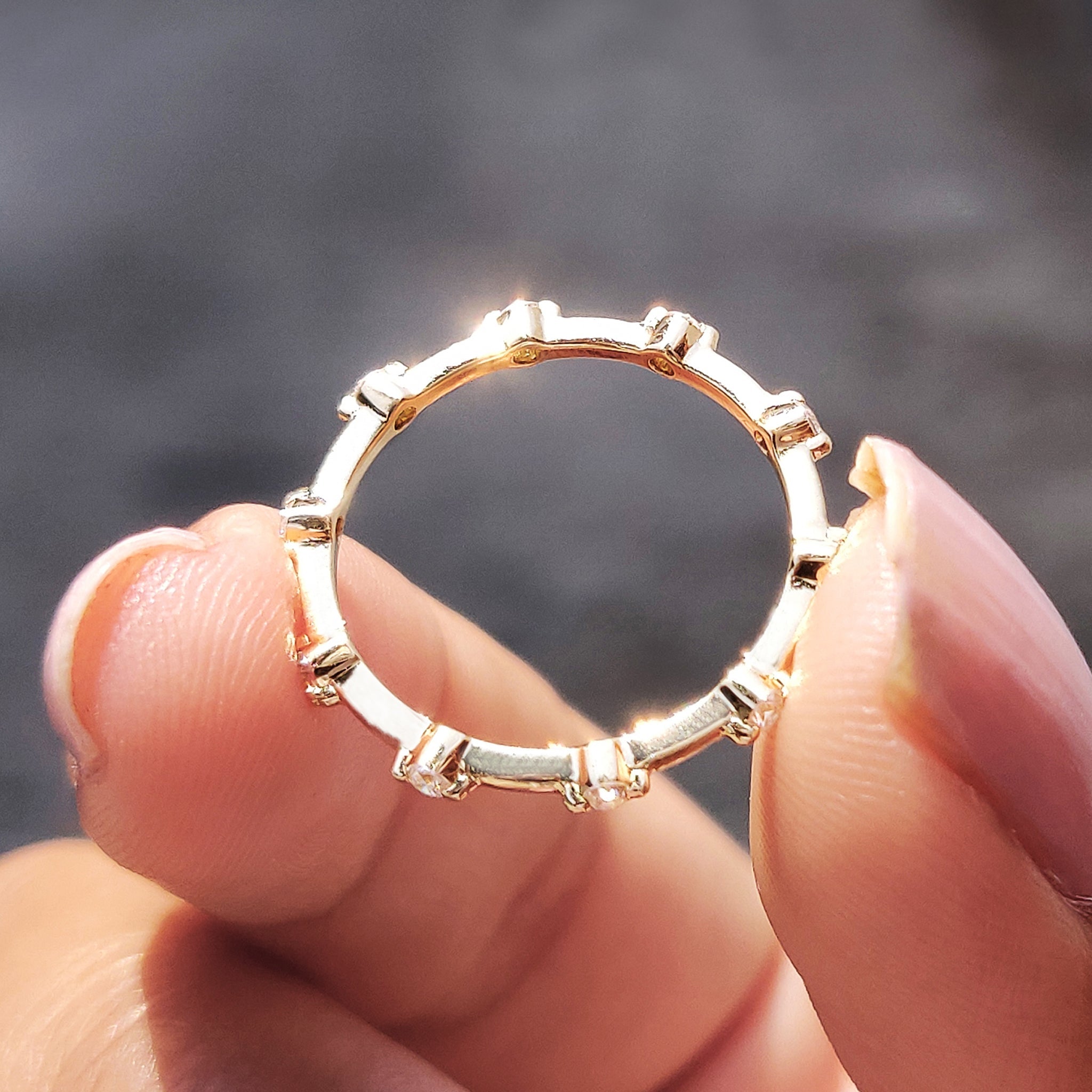 Round Cut Yellow Gold Wedding Band