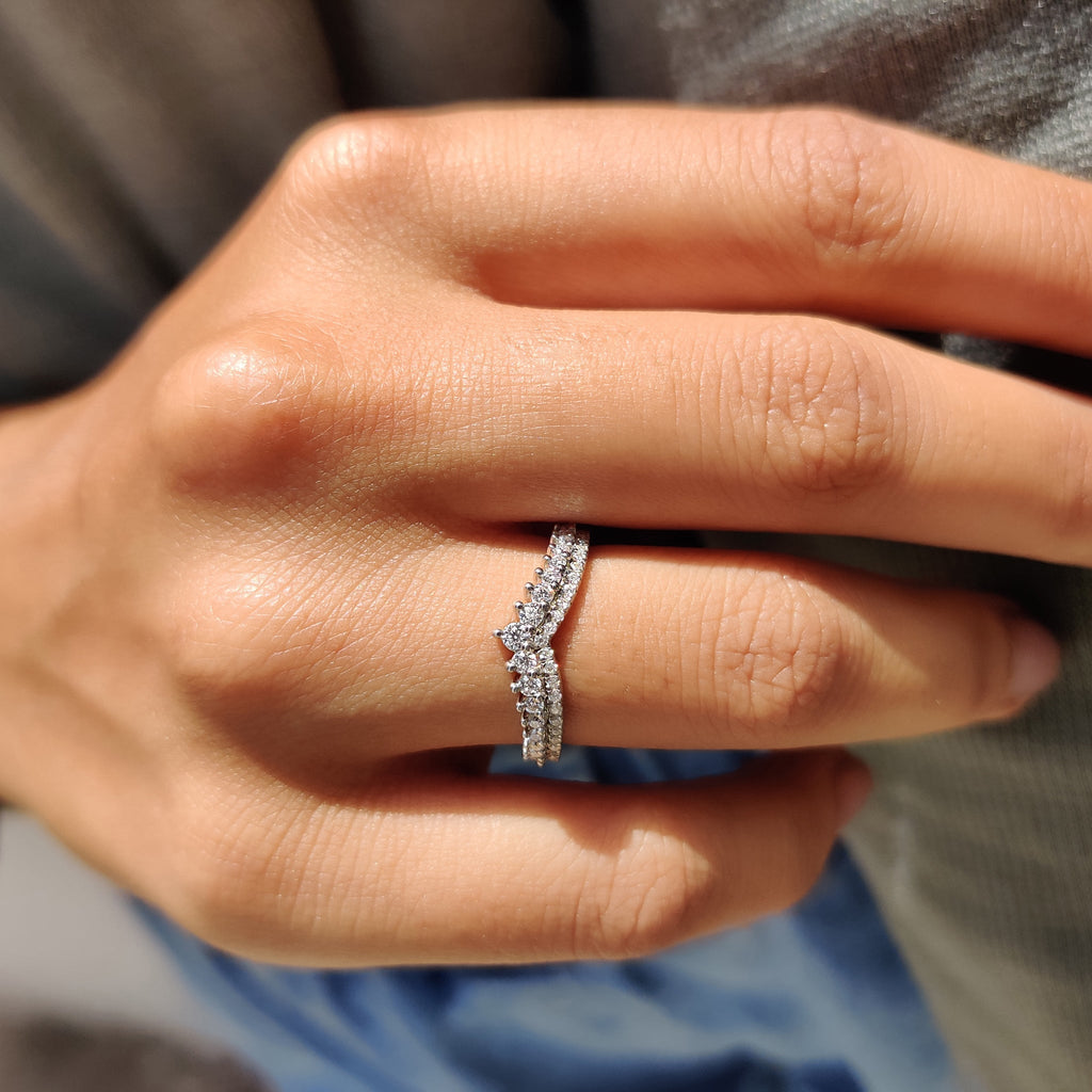 Crown Wedding Band Featuring Round Cut Moissanite