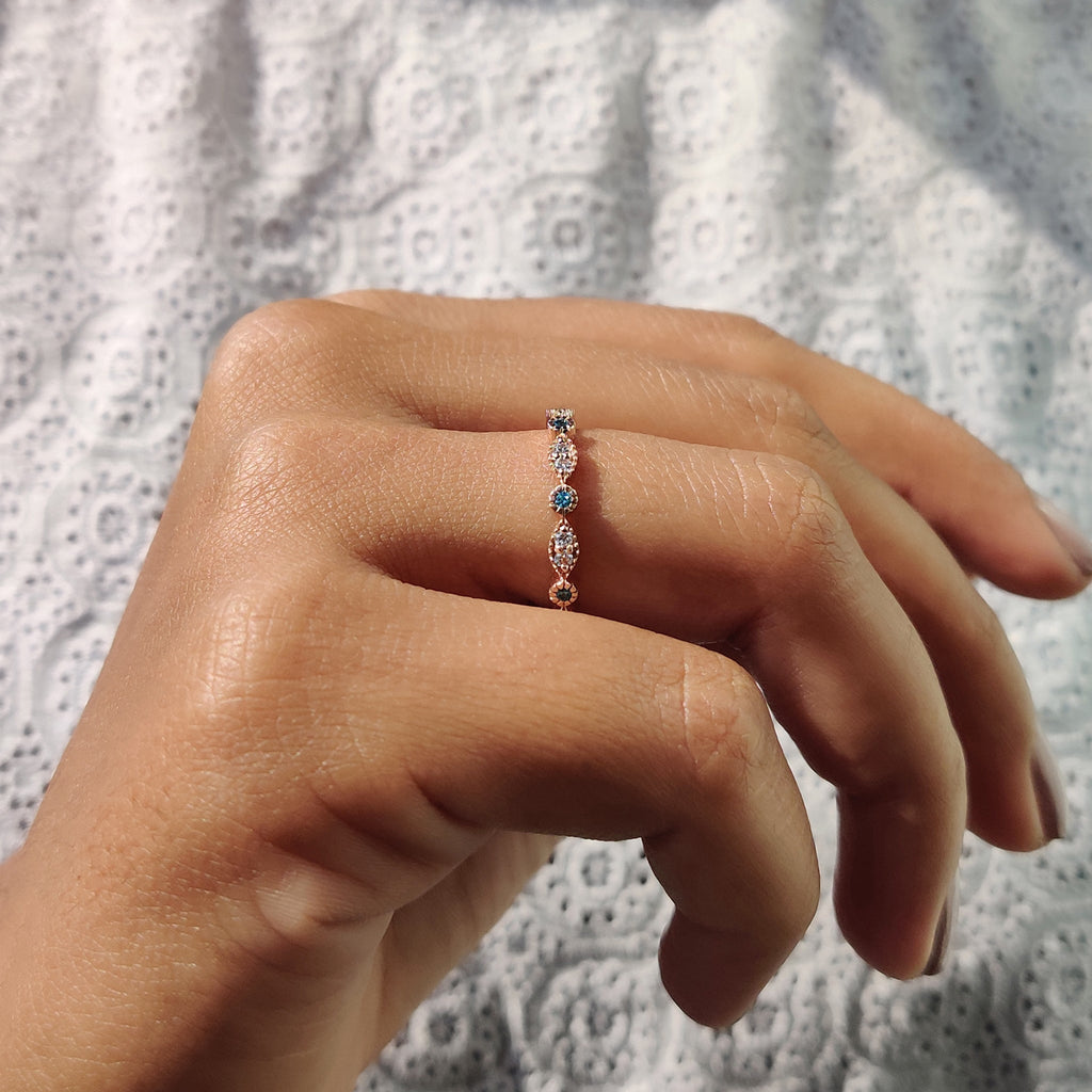 Round Cut Rose Gold Wedding Band