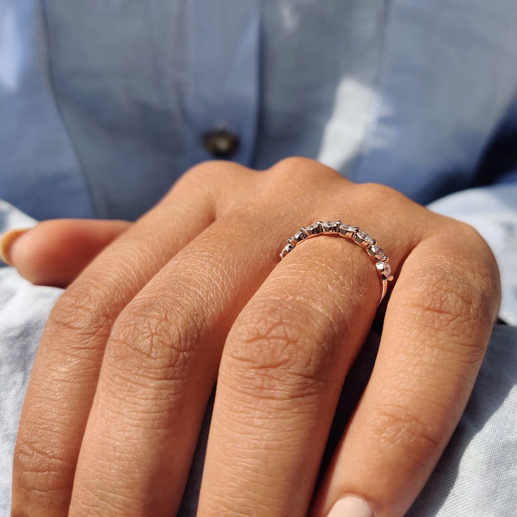 Yellow Gold Wedding Band – Round Old Mine Cut