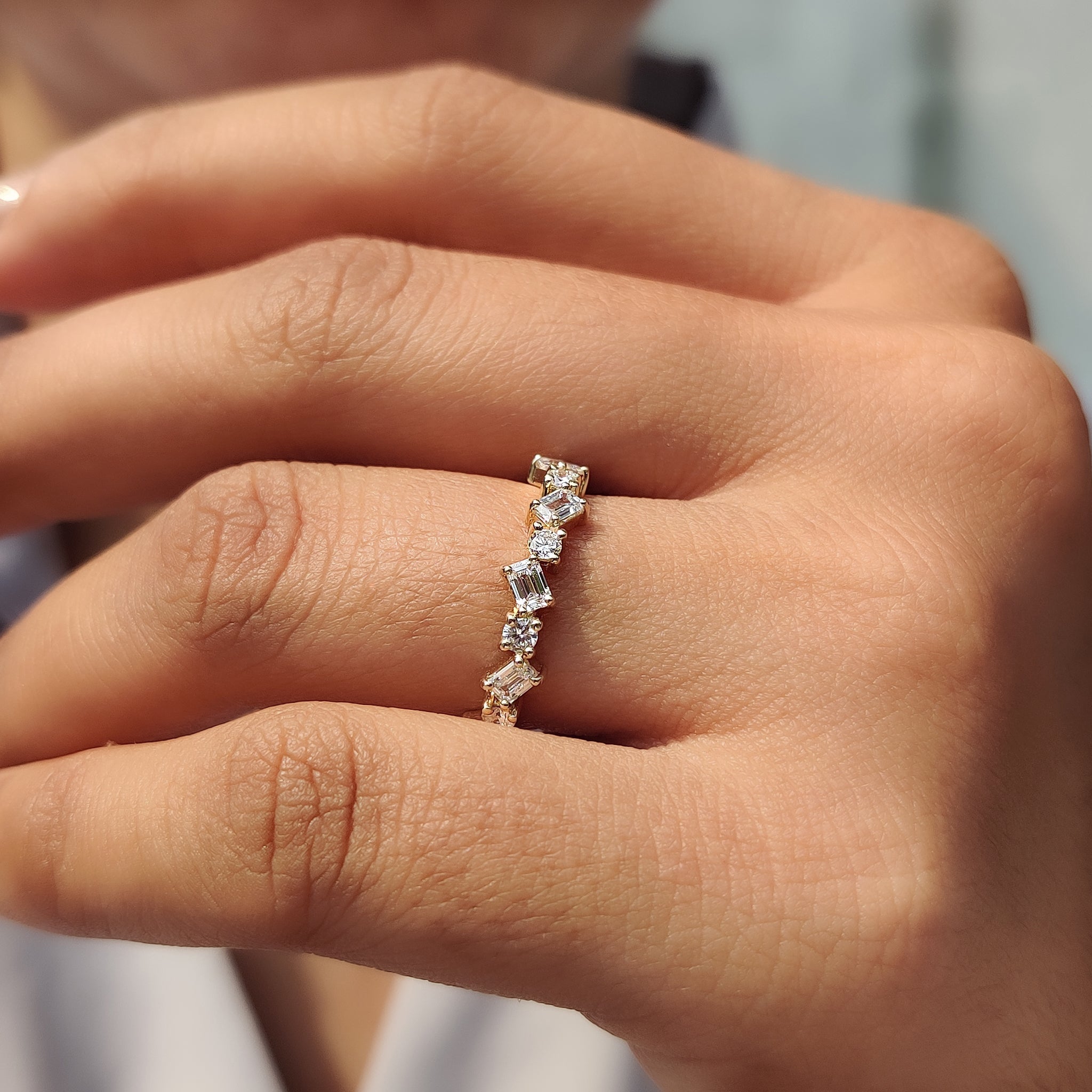 Zig Zag Band Featuring Emerald and Round Cut Diamond