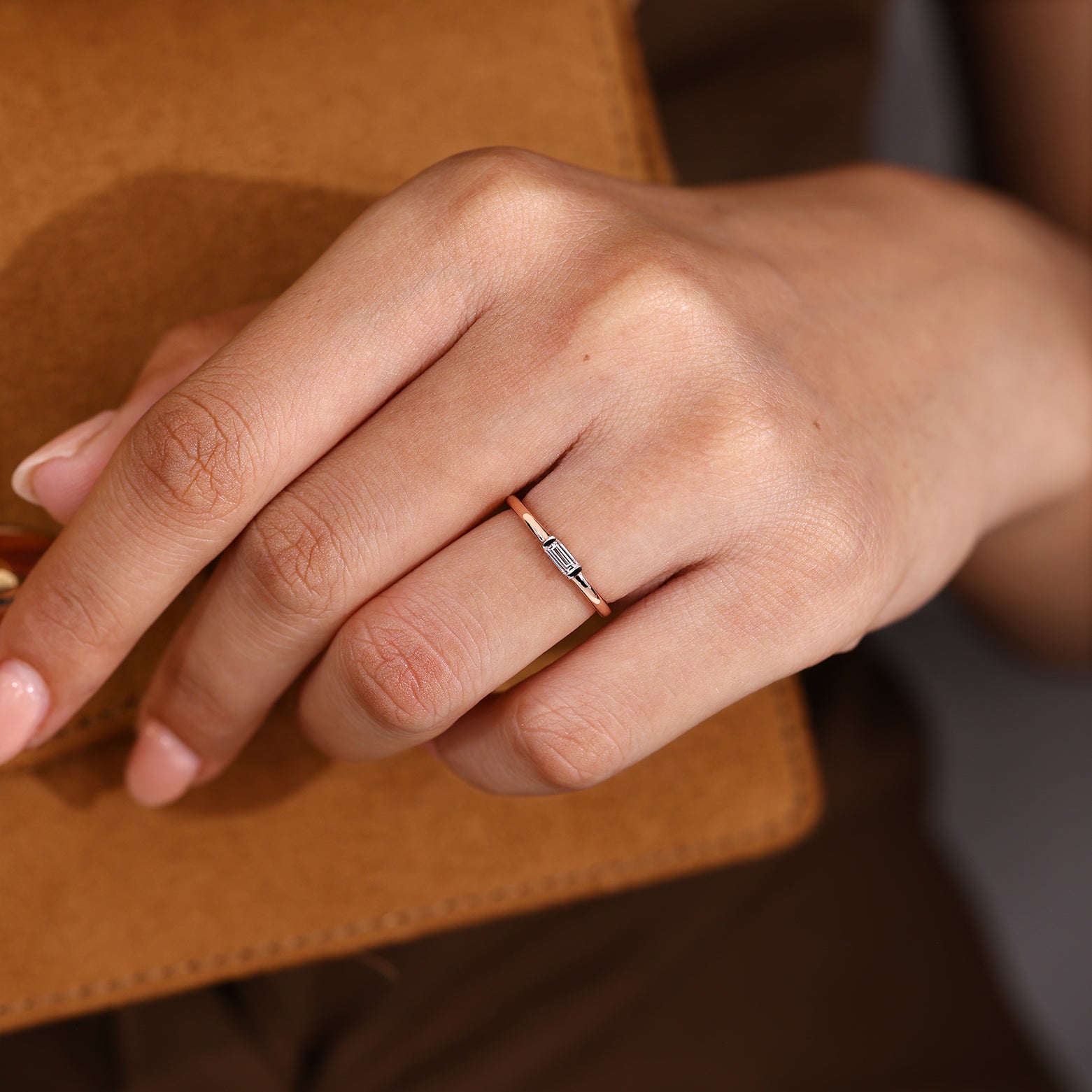 Half Bezel Baguette Wedding Band in Solitaire Style Secondary image
