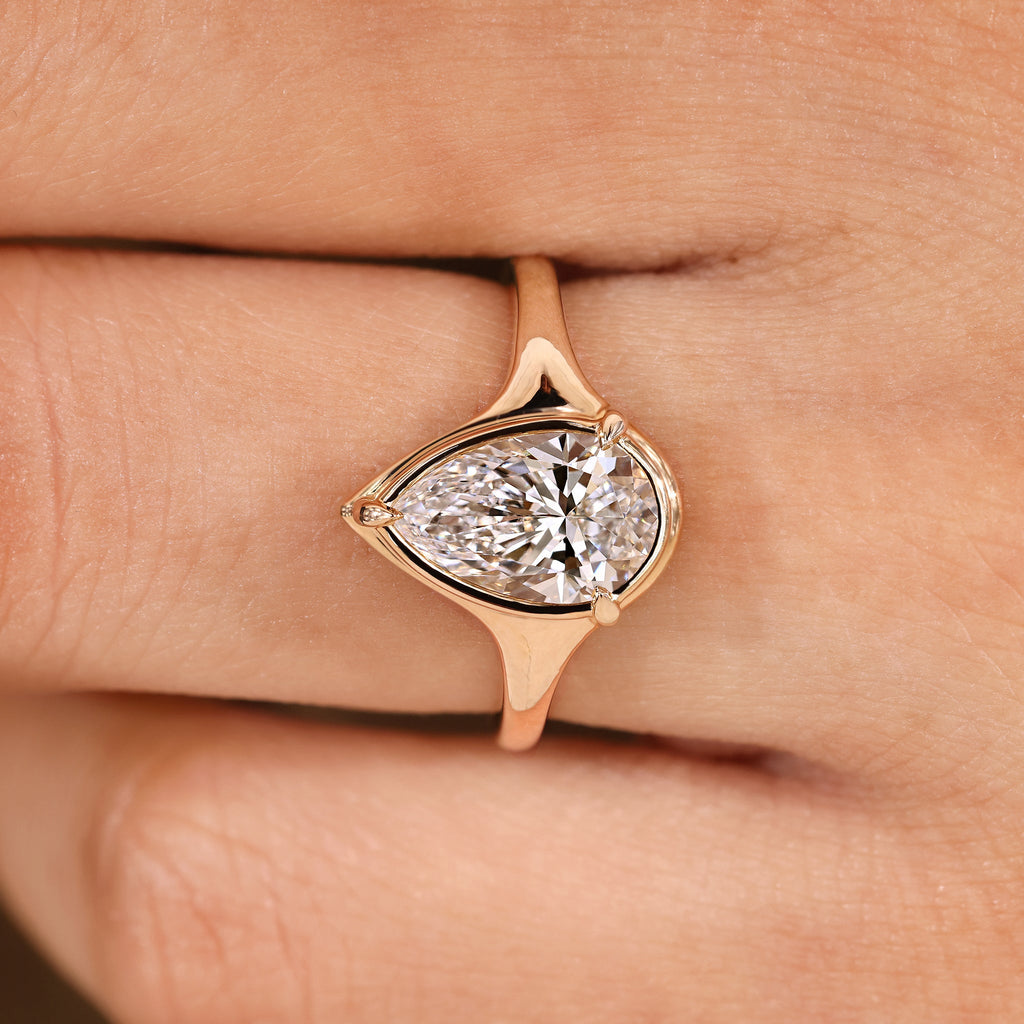 Pear Diamond Engagement Ring Design