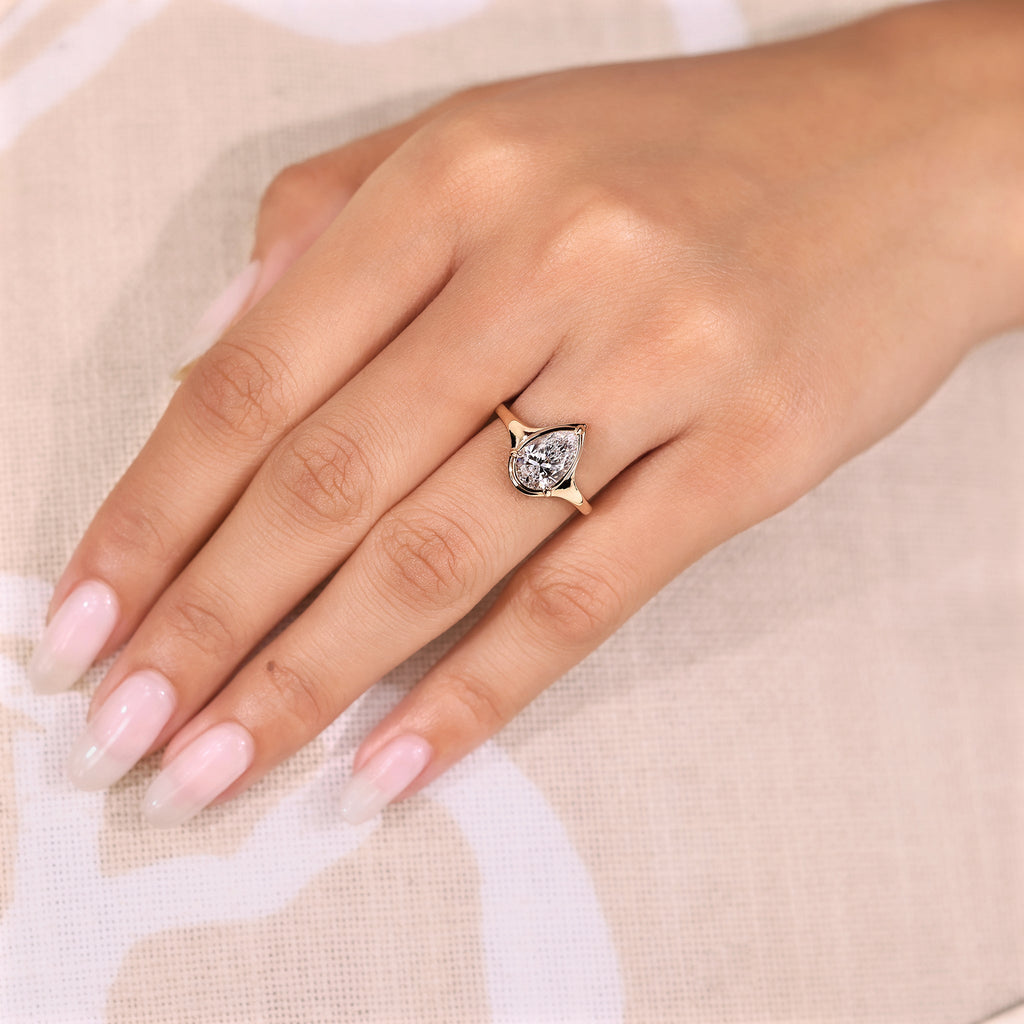 Pear Diamond Engagement Ring Design
