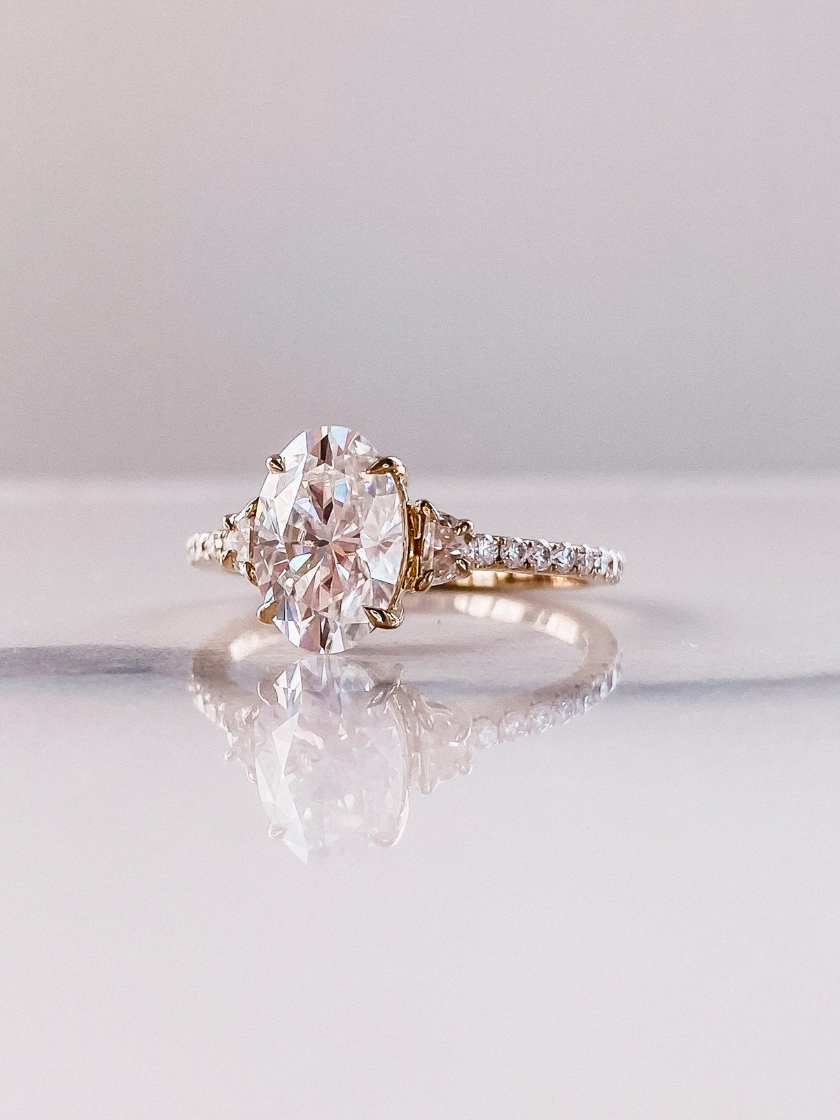 3.0 CT Oval Moissanite Three Stone Setting Engagement Ring