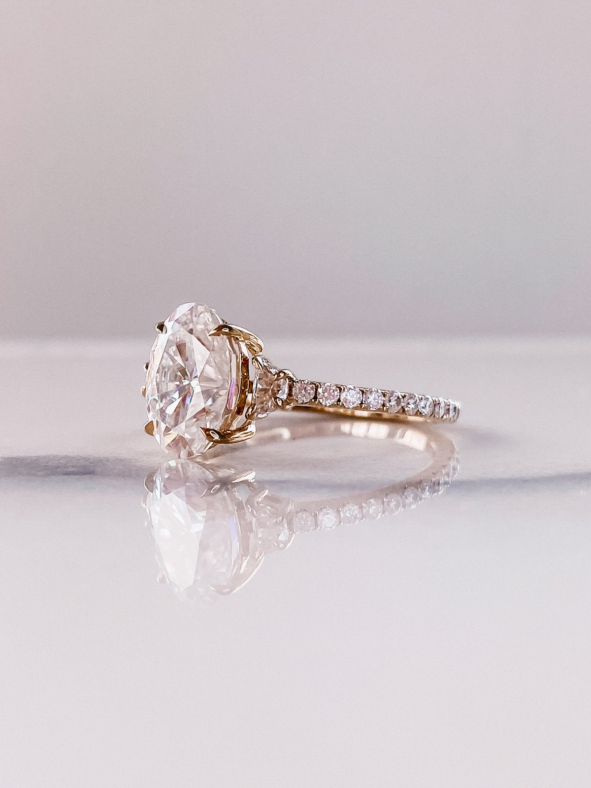 3.0 CT Oval Moissanite Three Stone Setting Engagement Ring
