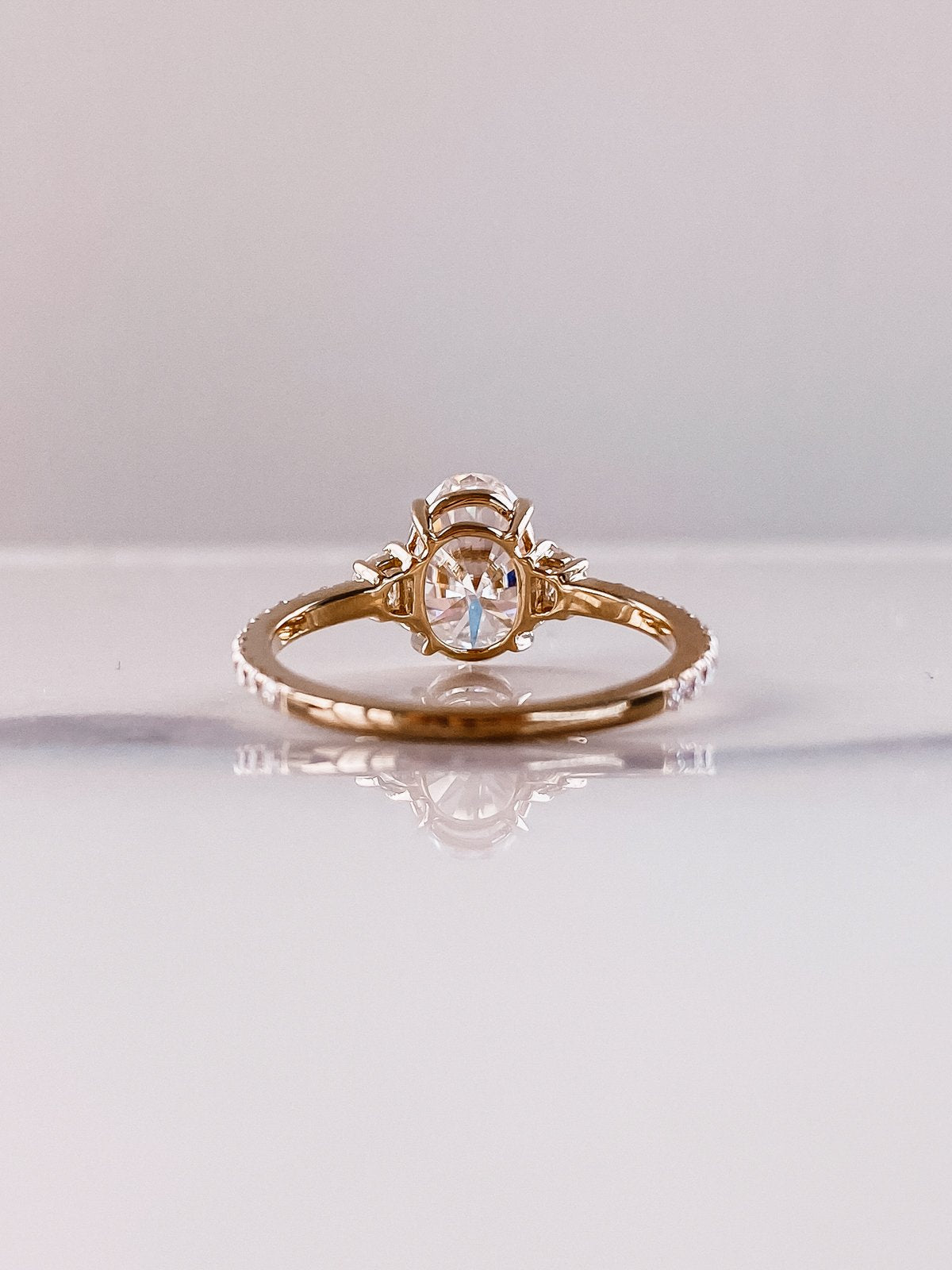 3.0 CT Oval Moissanite Three Stone Setting Engagement Ring
