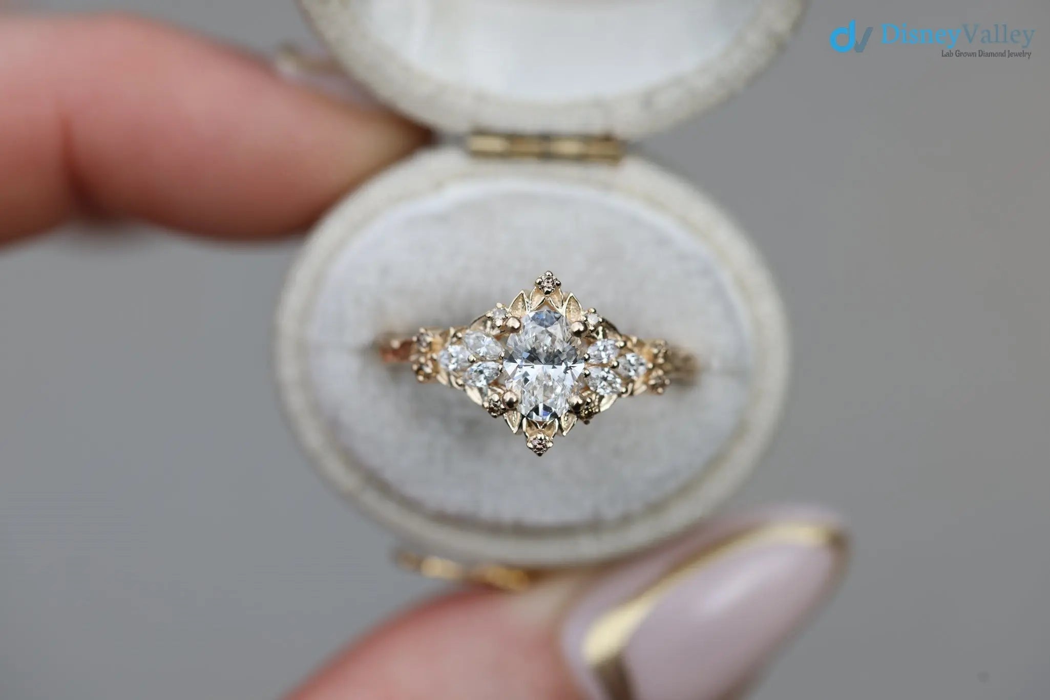 Briar rose starlight oval center Whimsical gold engagement ring - DisneyValley