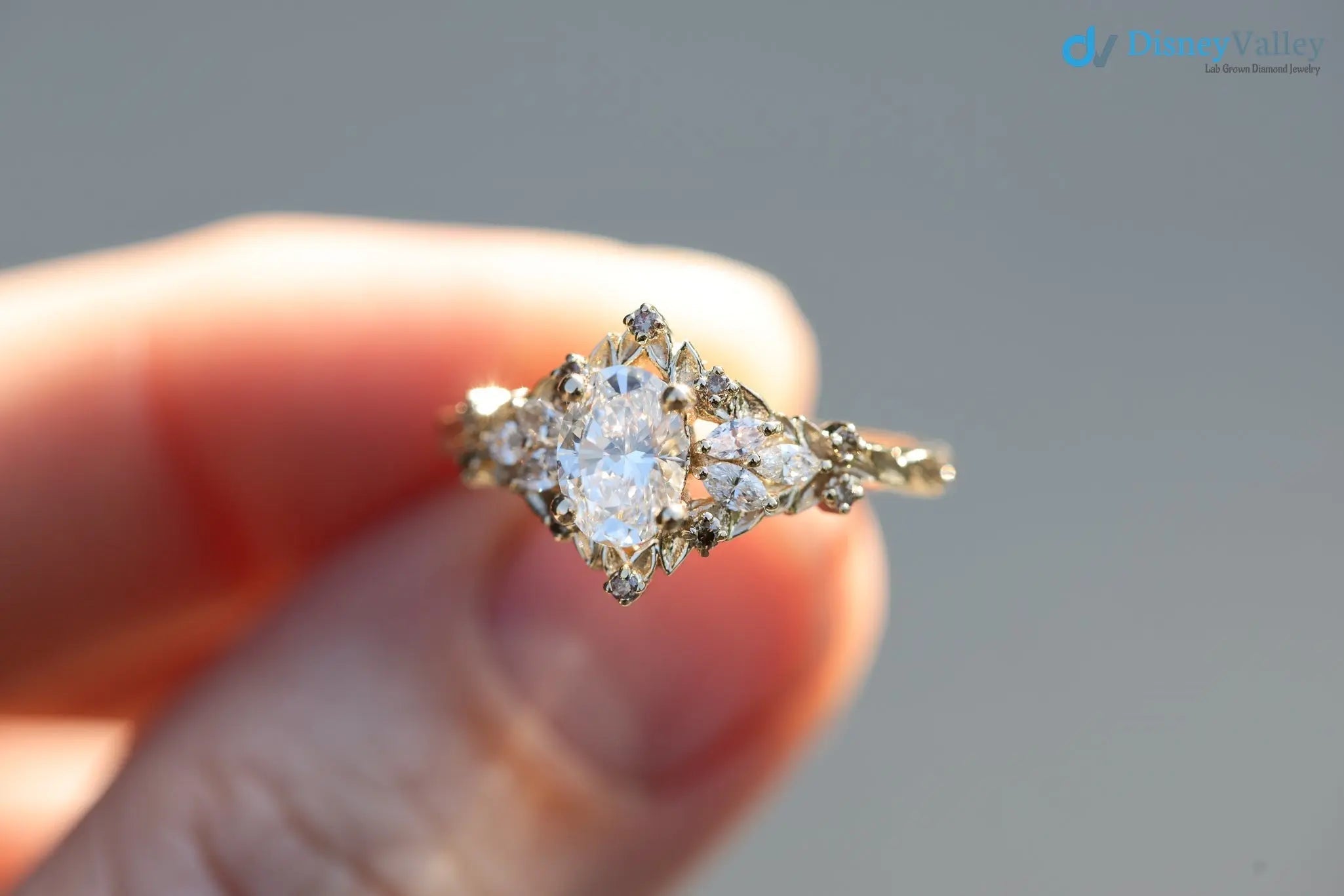 Briar rose starlight oval center Whimsical gold engagement ring - DisneyValley
