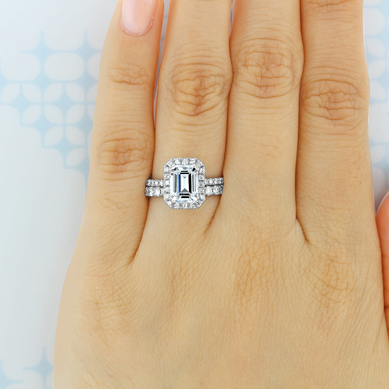 Round Brilliant Cut 3/4 Eternity Wedding Band