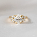0.90 CT-2.0 CT Oval Moissanite Cluster Engagement Ring